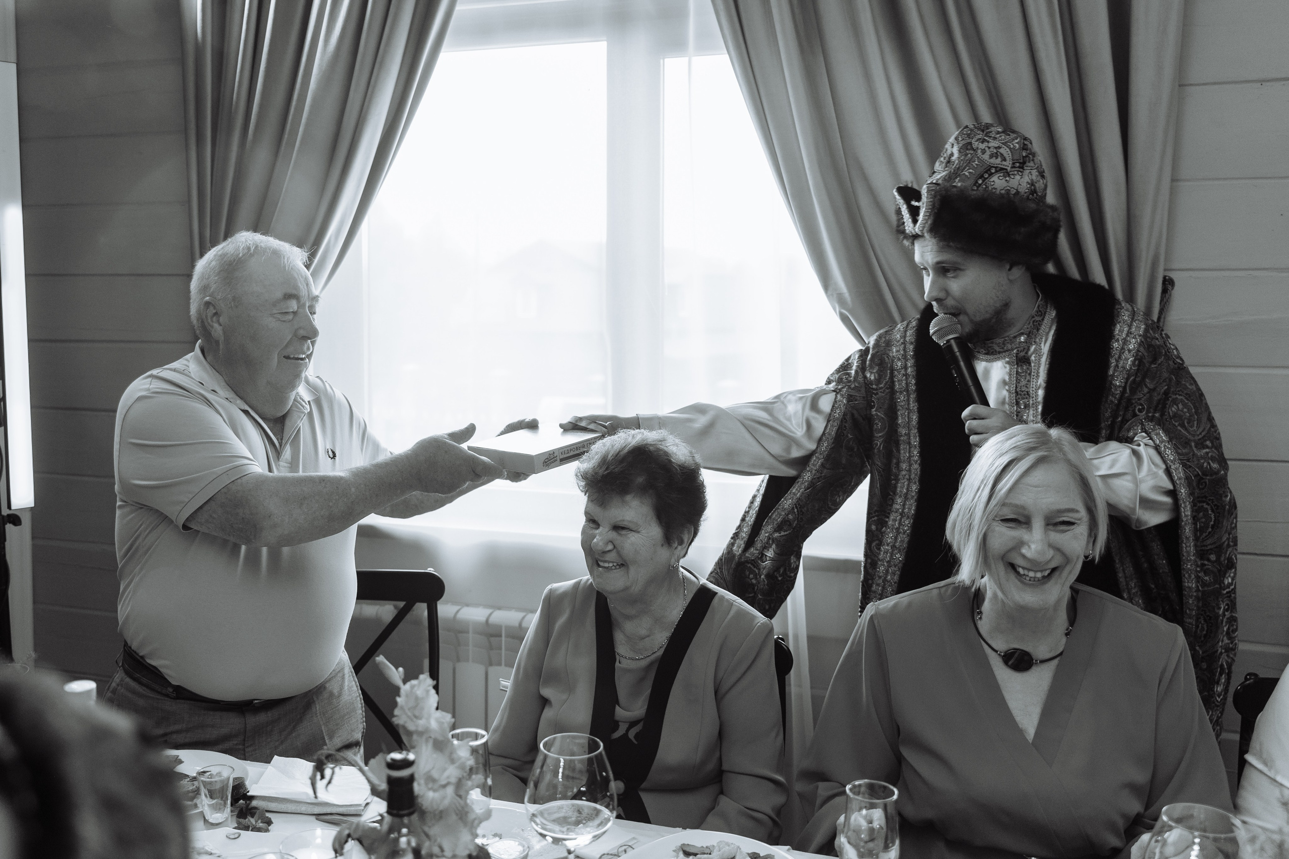 «Иван Васильевич меняет профессию» Юбилей. Свадебный и семейный фотограф в Улан-Удэ