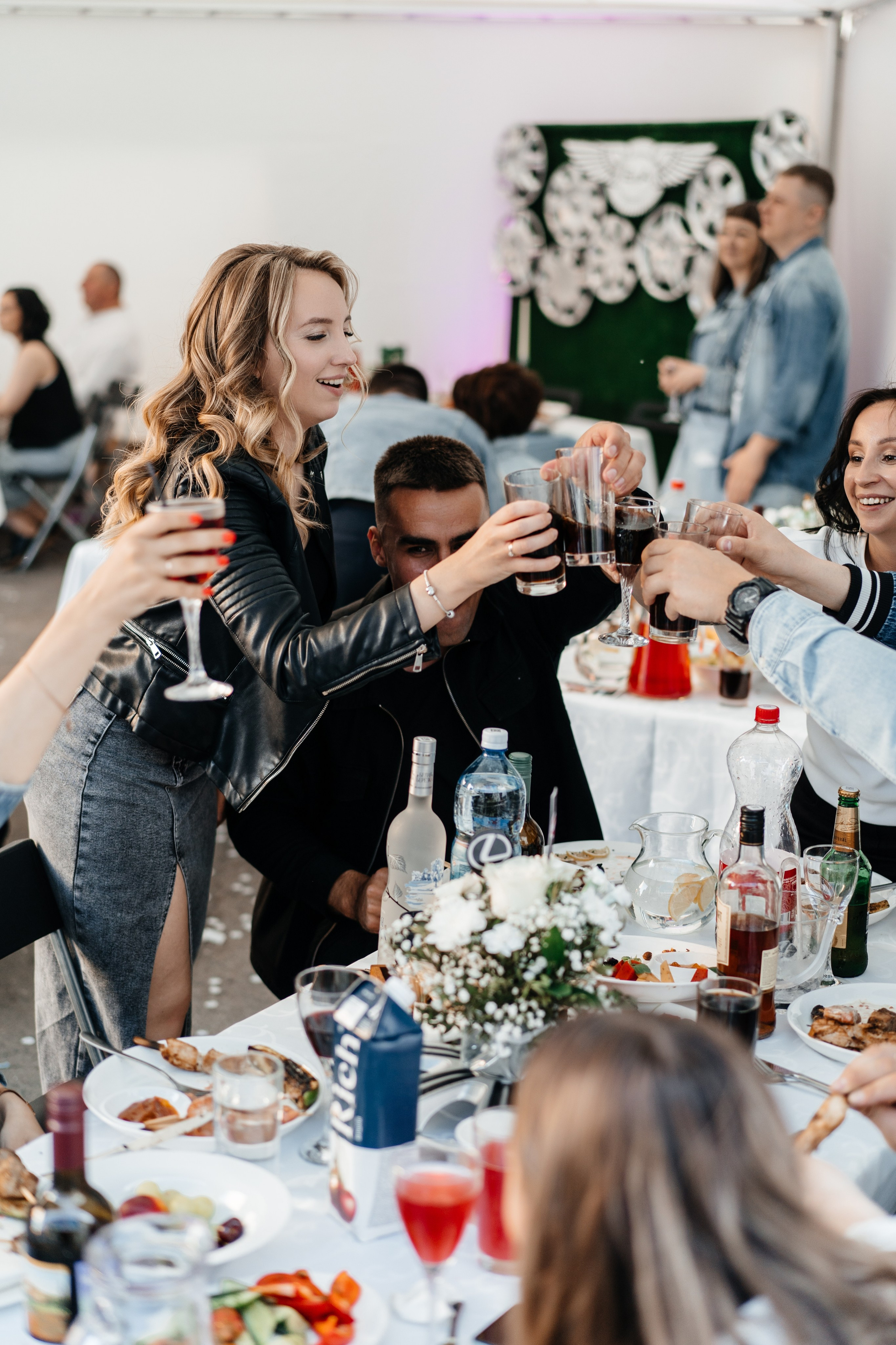 Анна & Евгений «Четыре Свадьбы» Пятница. Свадебный фотограф Барнаул Алексей Павлов