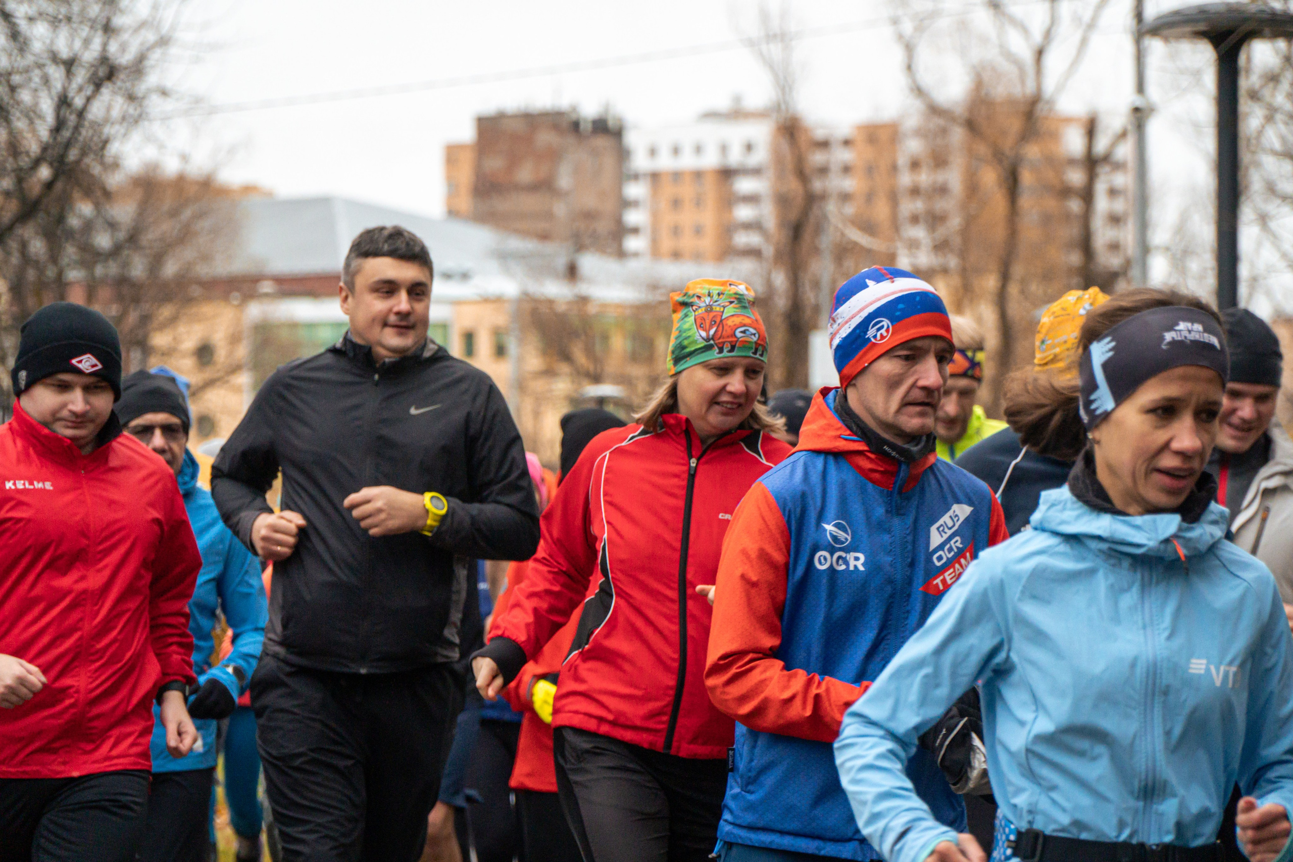 5 вёрст Реутов 16.11.2024. Роман Капилюшов. Бег. Фото. Видео. г. Люберцы