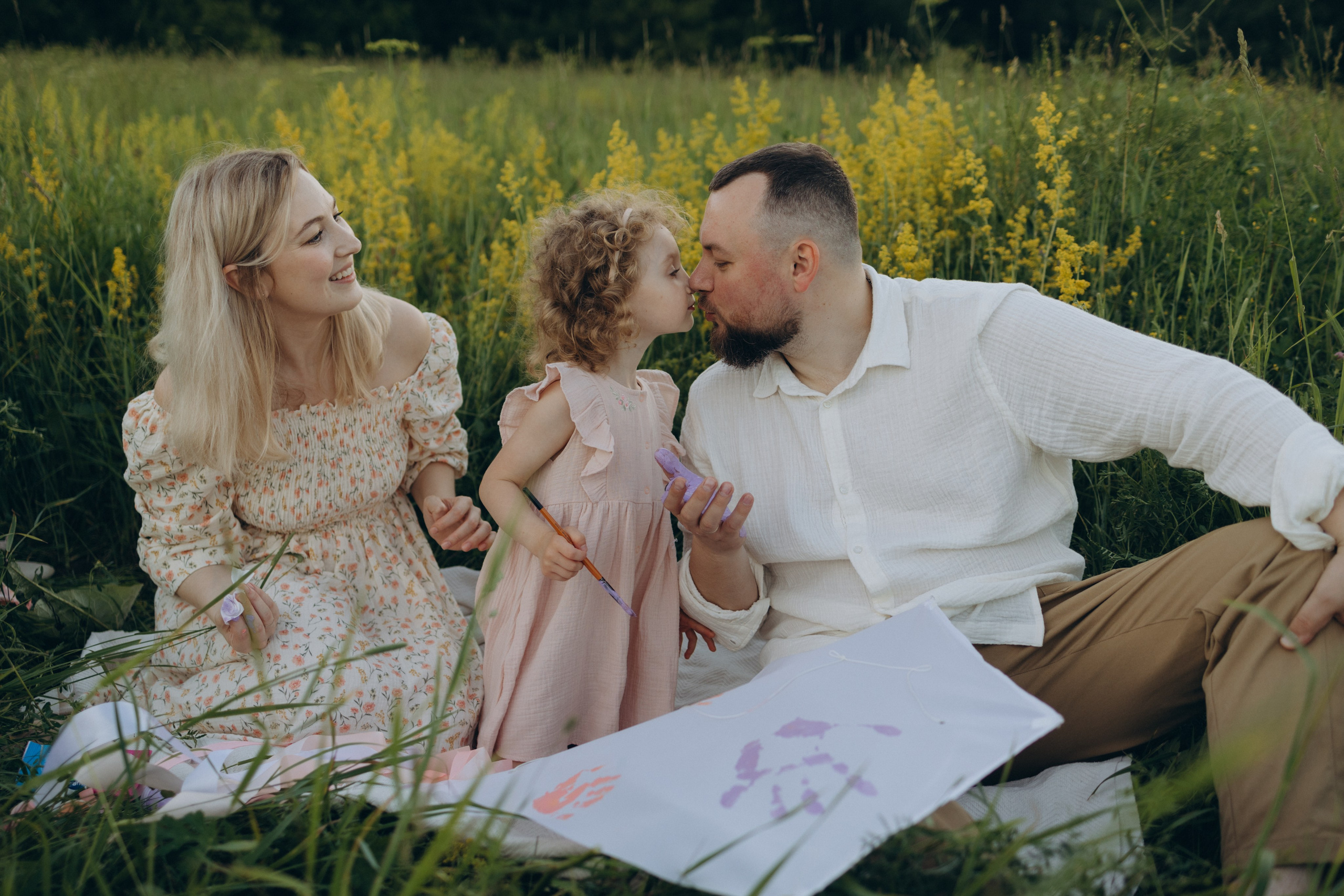 Семейные на природе. Семейный фотограф и видеограф Наумова Анна