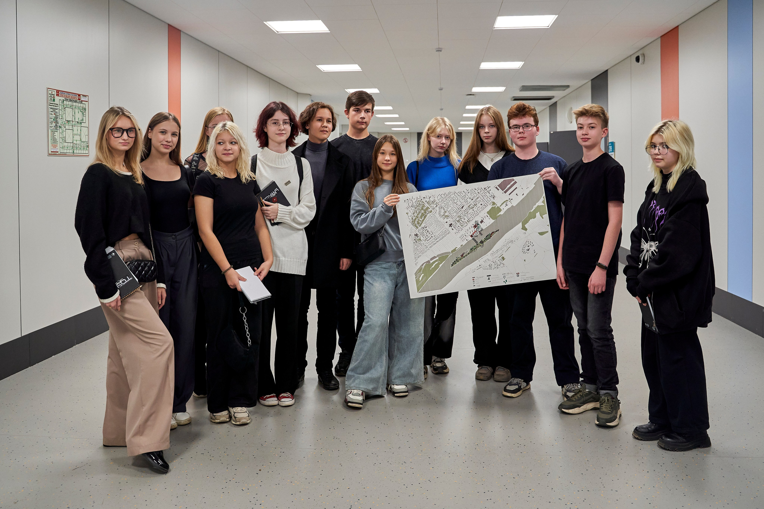 Городская экспедиция «Взрослый взгляд на Нижний» (Эн+ & Точка Урбан). Репортажный фотограф Вилянов Евгений. Нижний Новгород