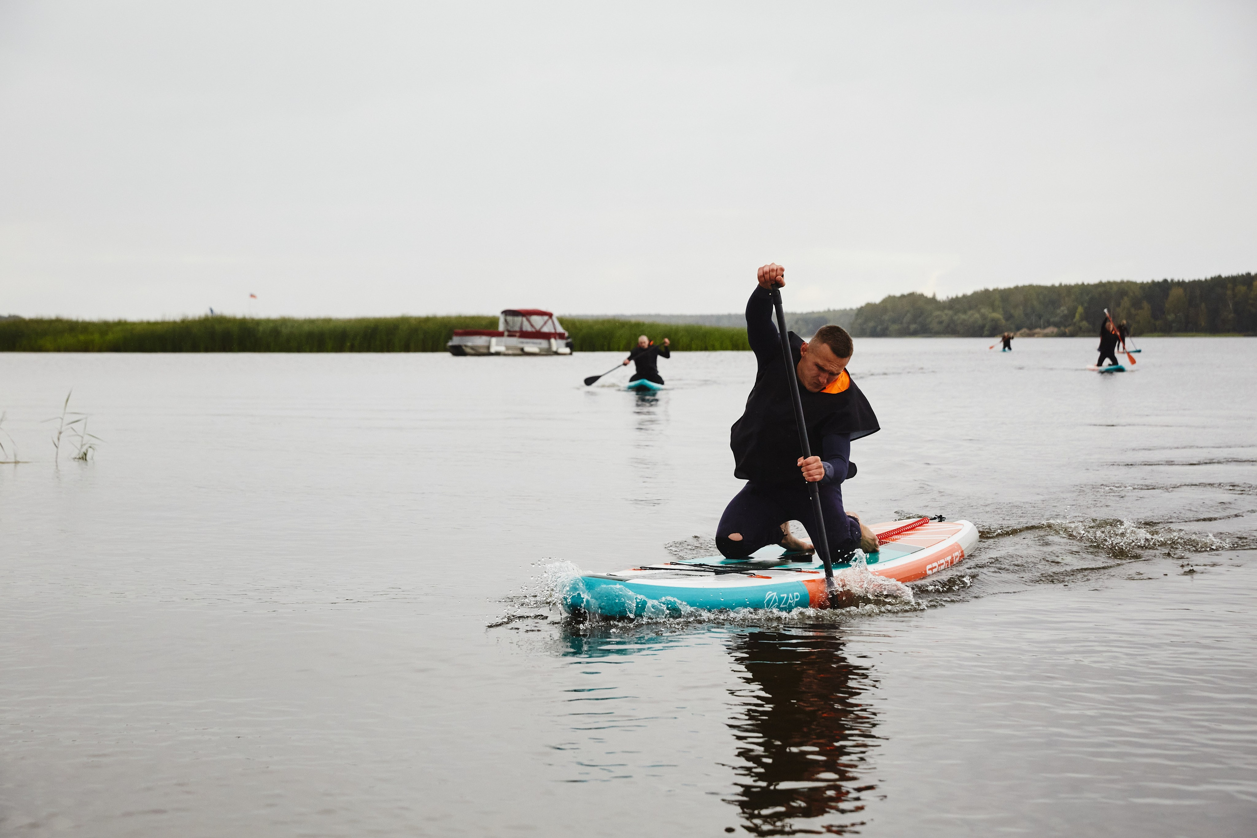 Фотограф на тимбилдинг: спортивное командообразование за городом. КонТайм: профессиональная съемка для организаций