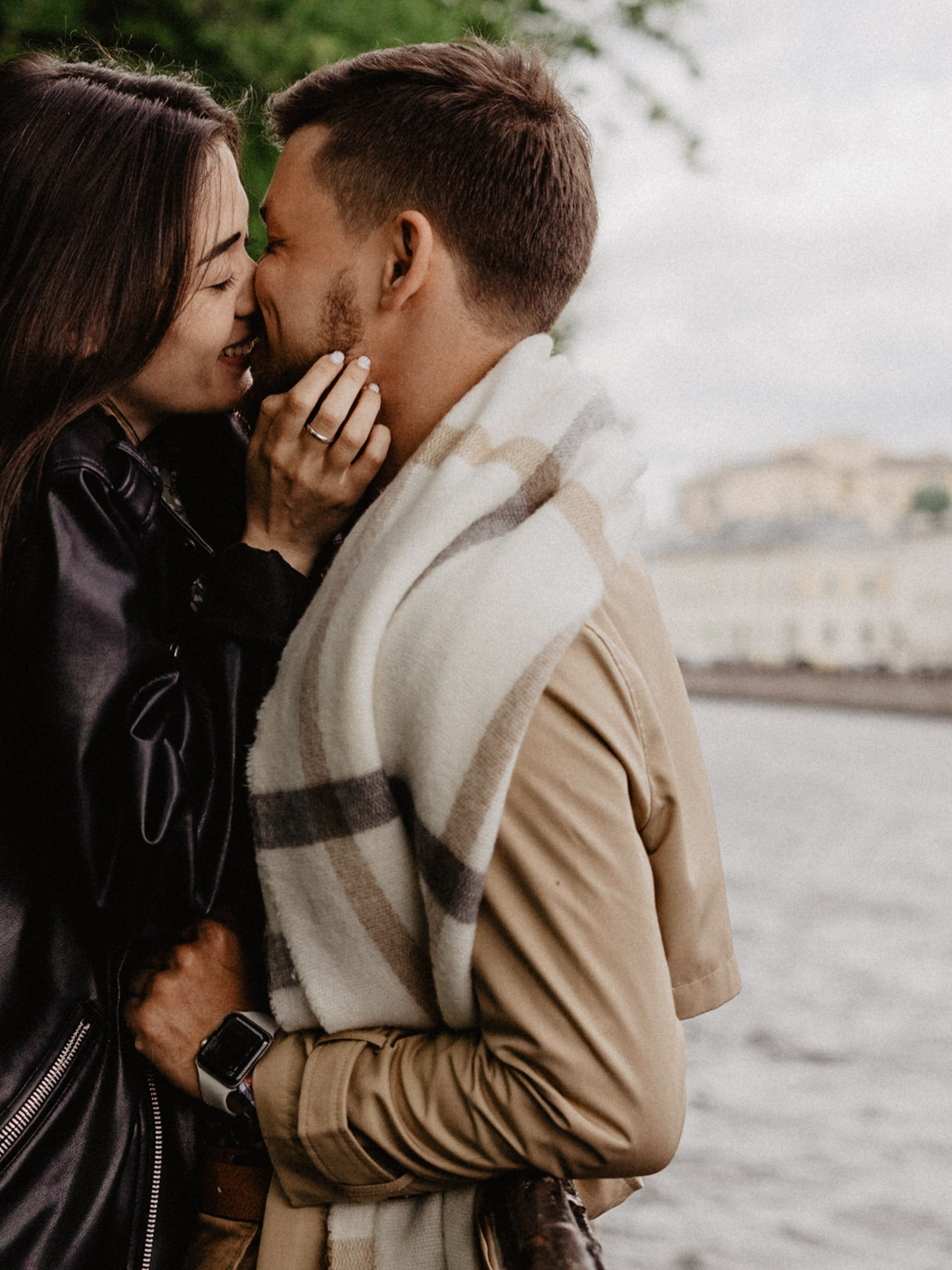 Вита & Саша | Любовь в центре Петербурга. Контент фотограф в Санкт-Петербурге | Дина Альбур