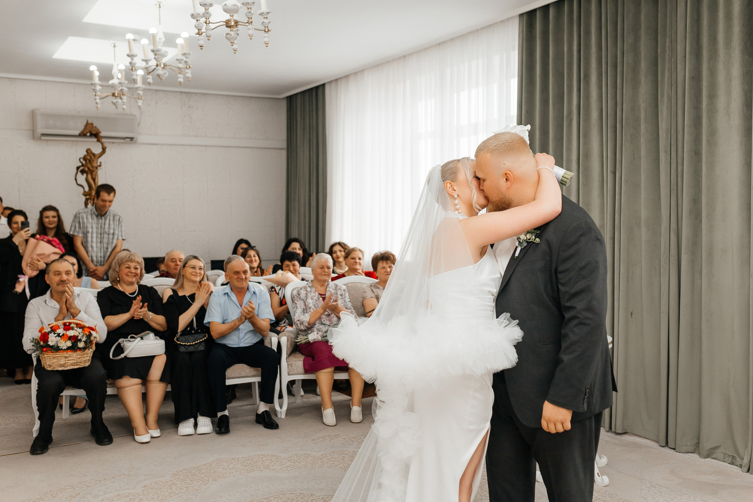 Свадебная фотосессия Орел 2025. Свадебный фотограф в Орле Андрей Поляков