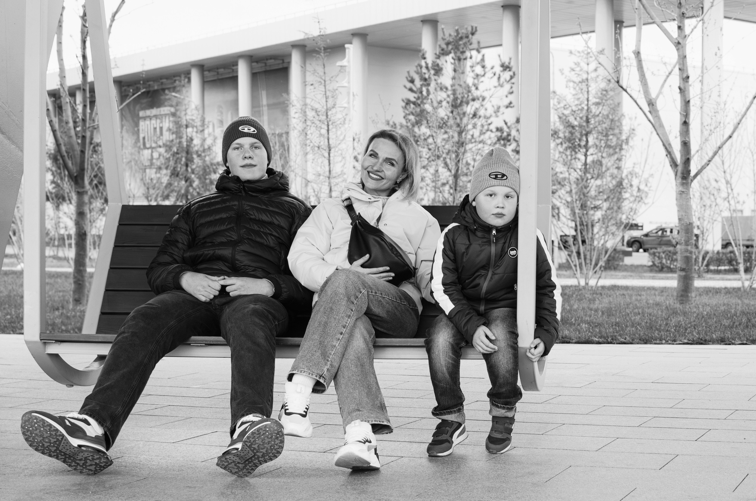 Прогулочная фотосессия для Ю. и ее ребятишек