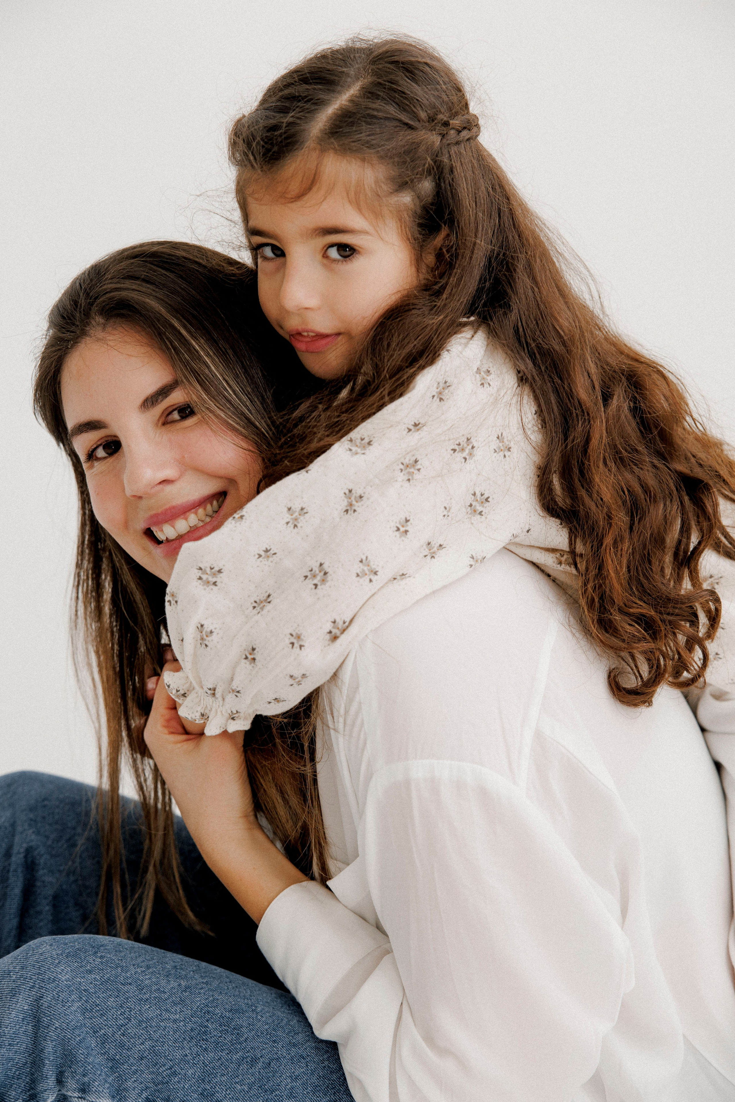 One year inside the White studio. Wedding and family photographer