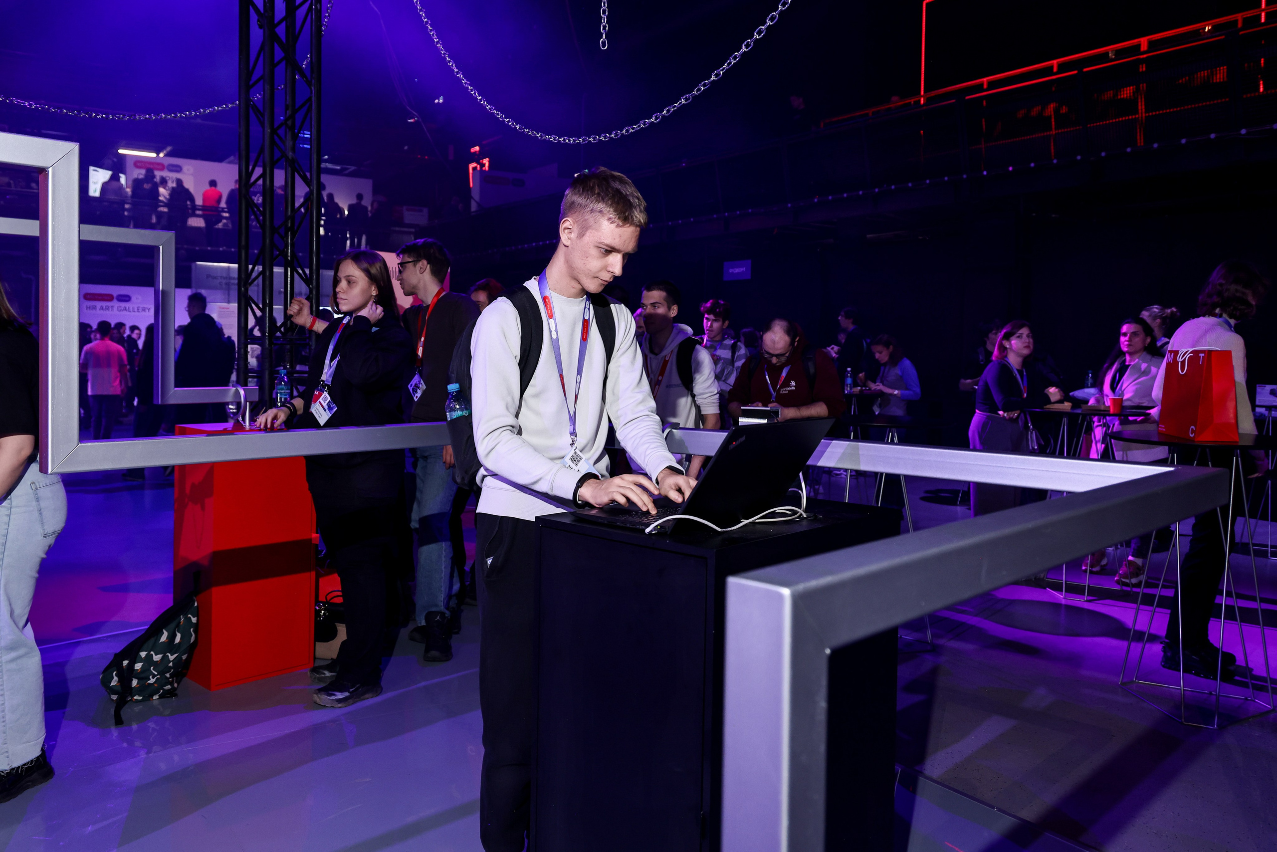 МТС TTC. Фотограф Антон Чупринин