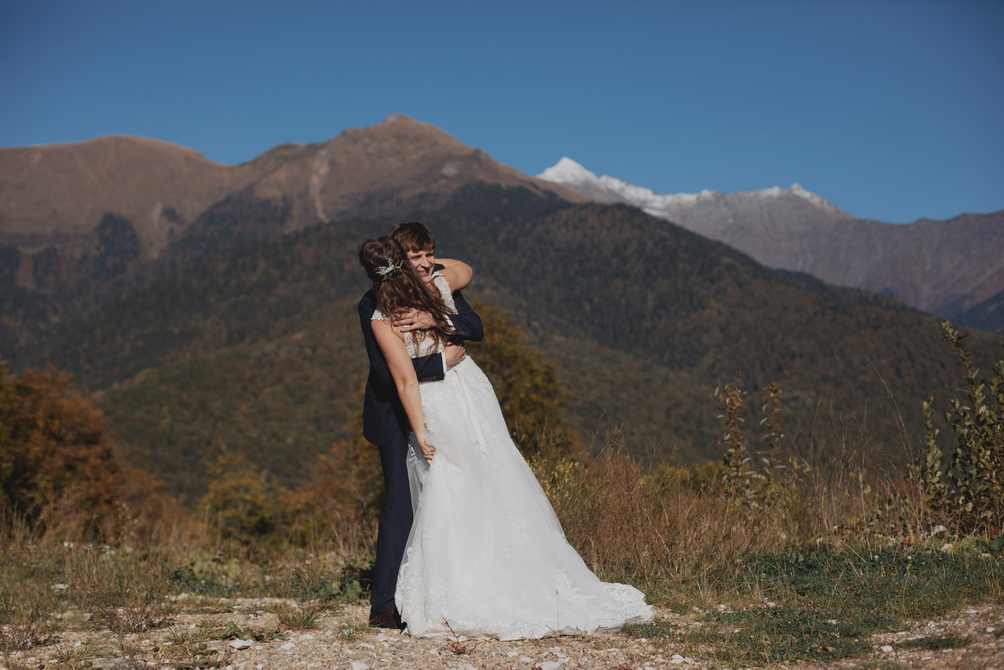 Свадебная прогулка Владимира и Ольги. Красная Поляна. Репортажный и постановочный Наталья Санникова