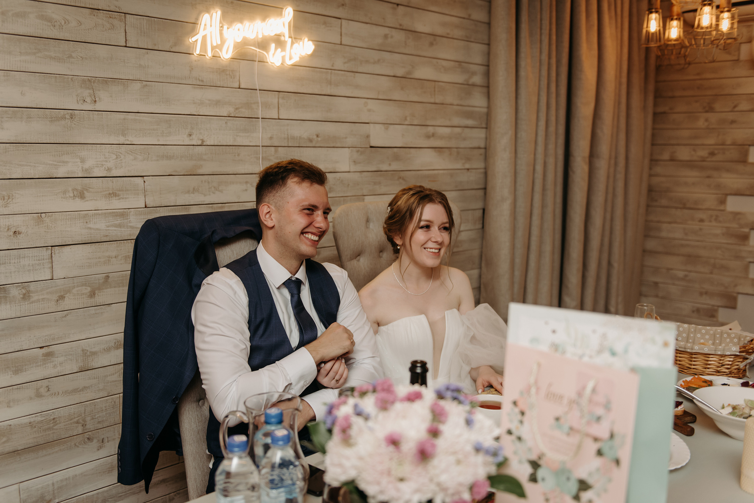 свадебный банкет в ресторане весенний