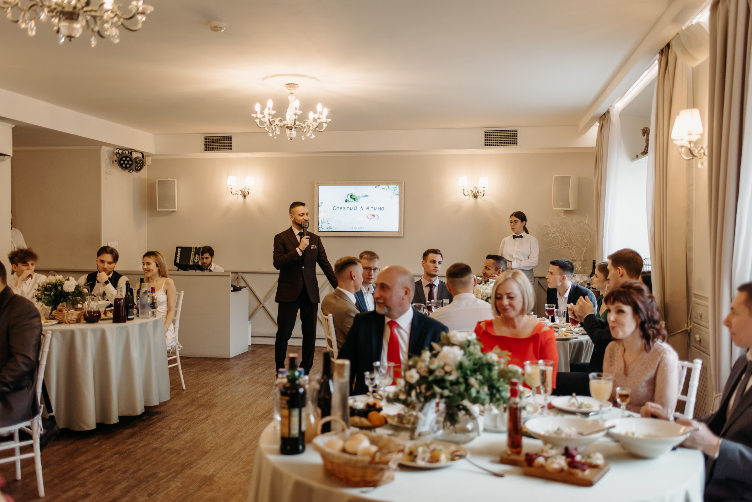 свадебный банкет в ресторане весенний