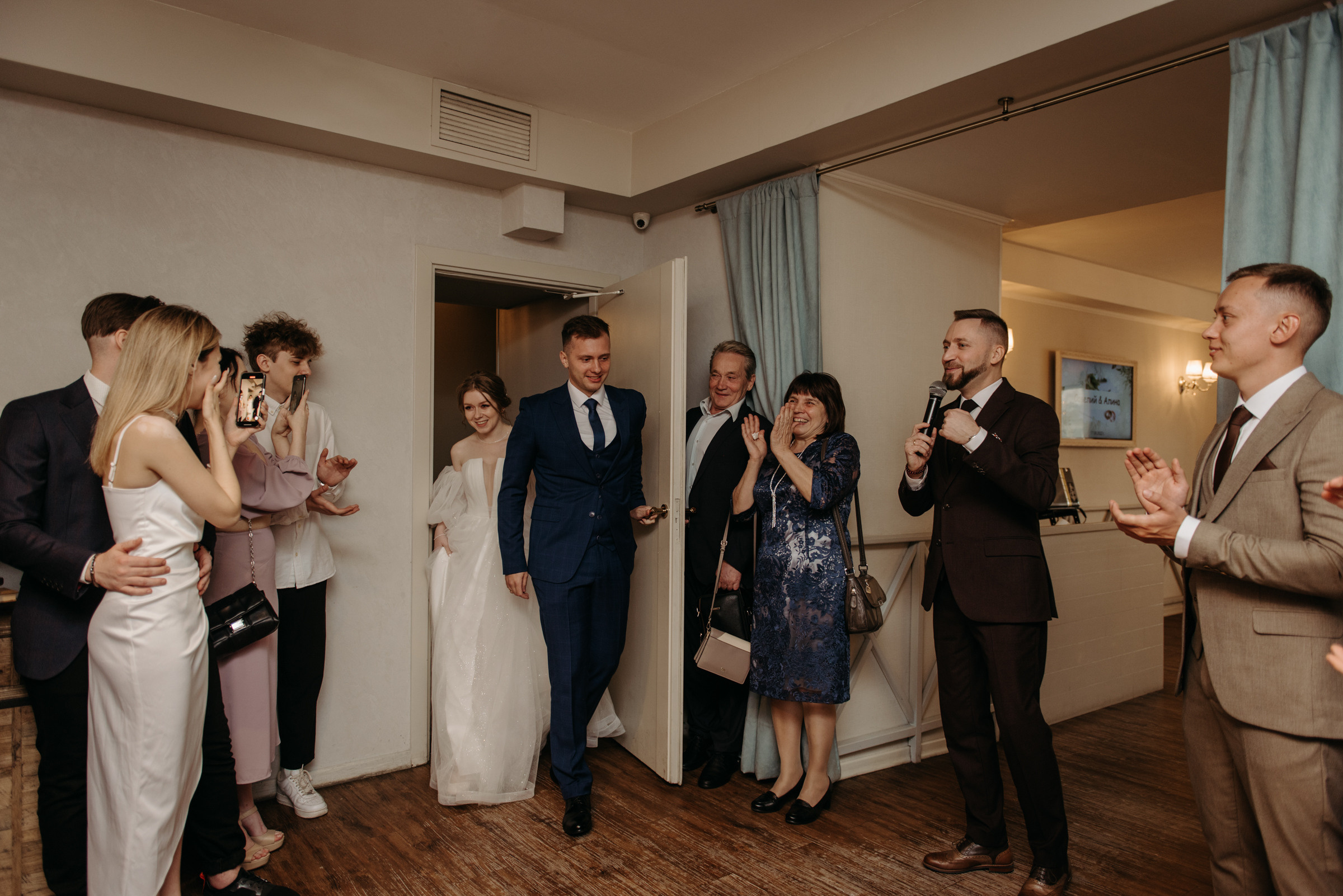 свадебный банкет в ресторане весенний