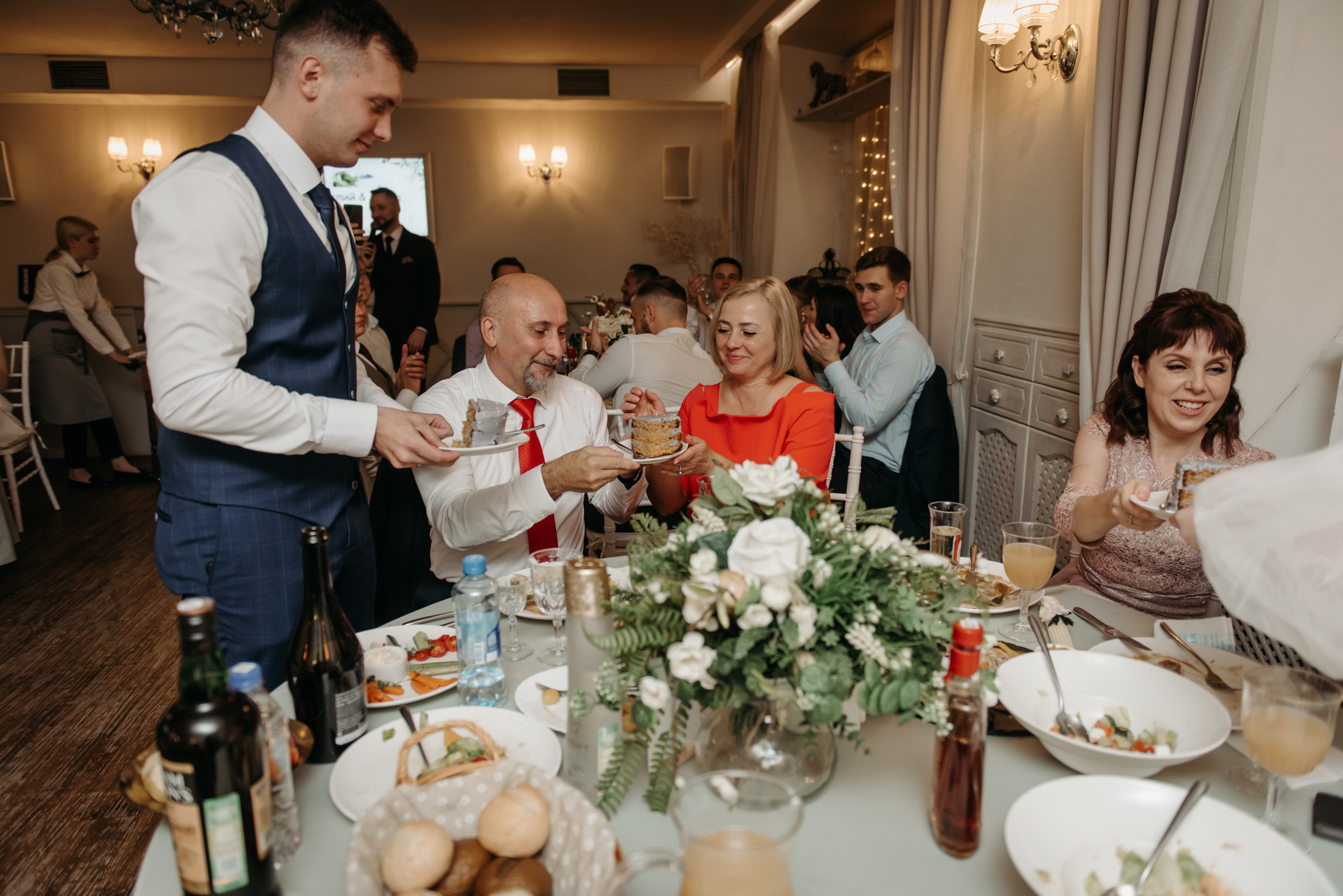 свадебный банкет в ресторане весенний