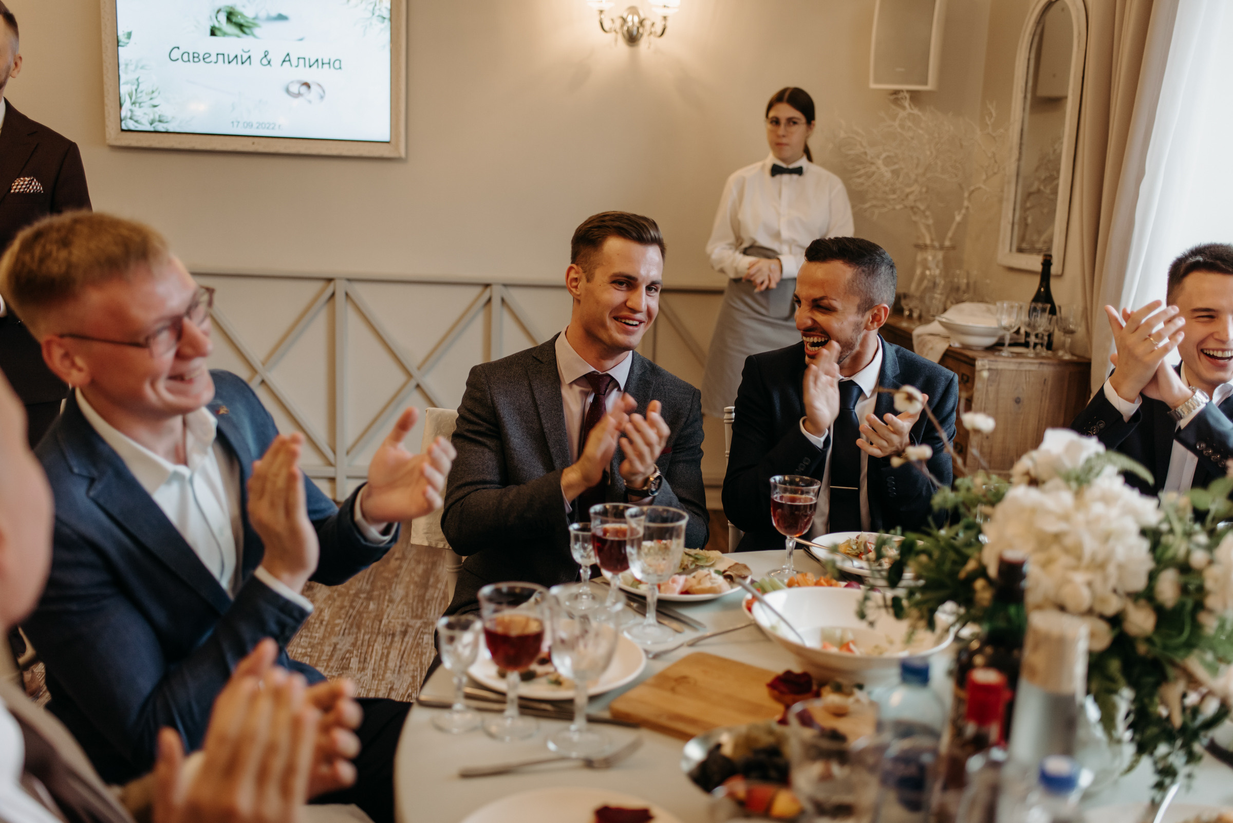 свадебный банкет в ресторане весенний