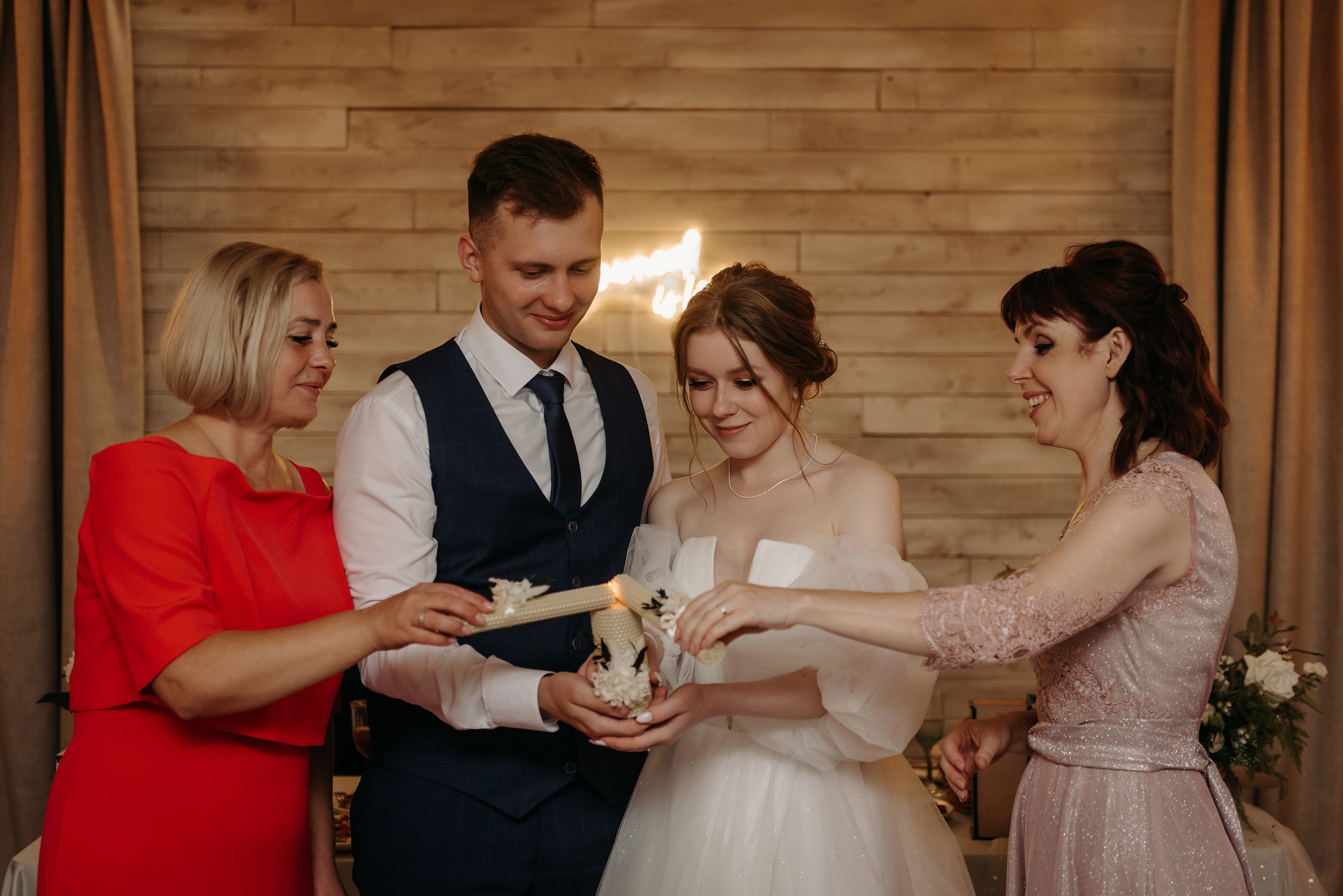 свадебный банкет в ресторане весенний