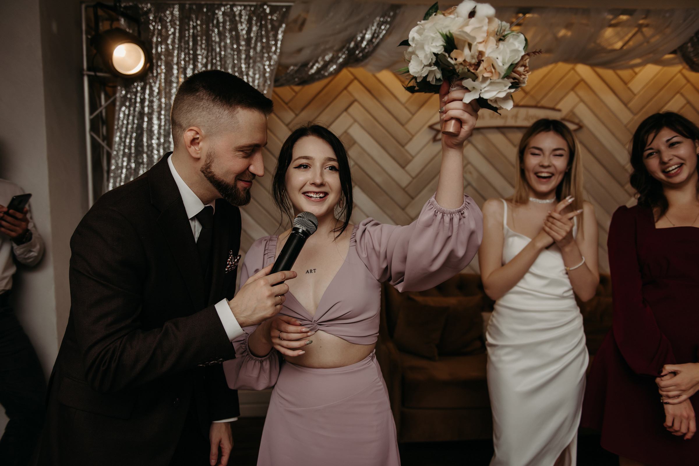 свадебный банкет в ресторане весенний