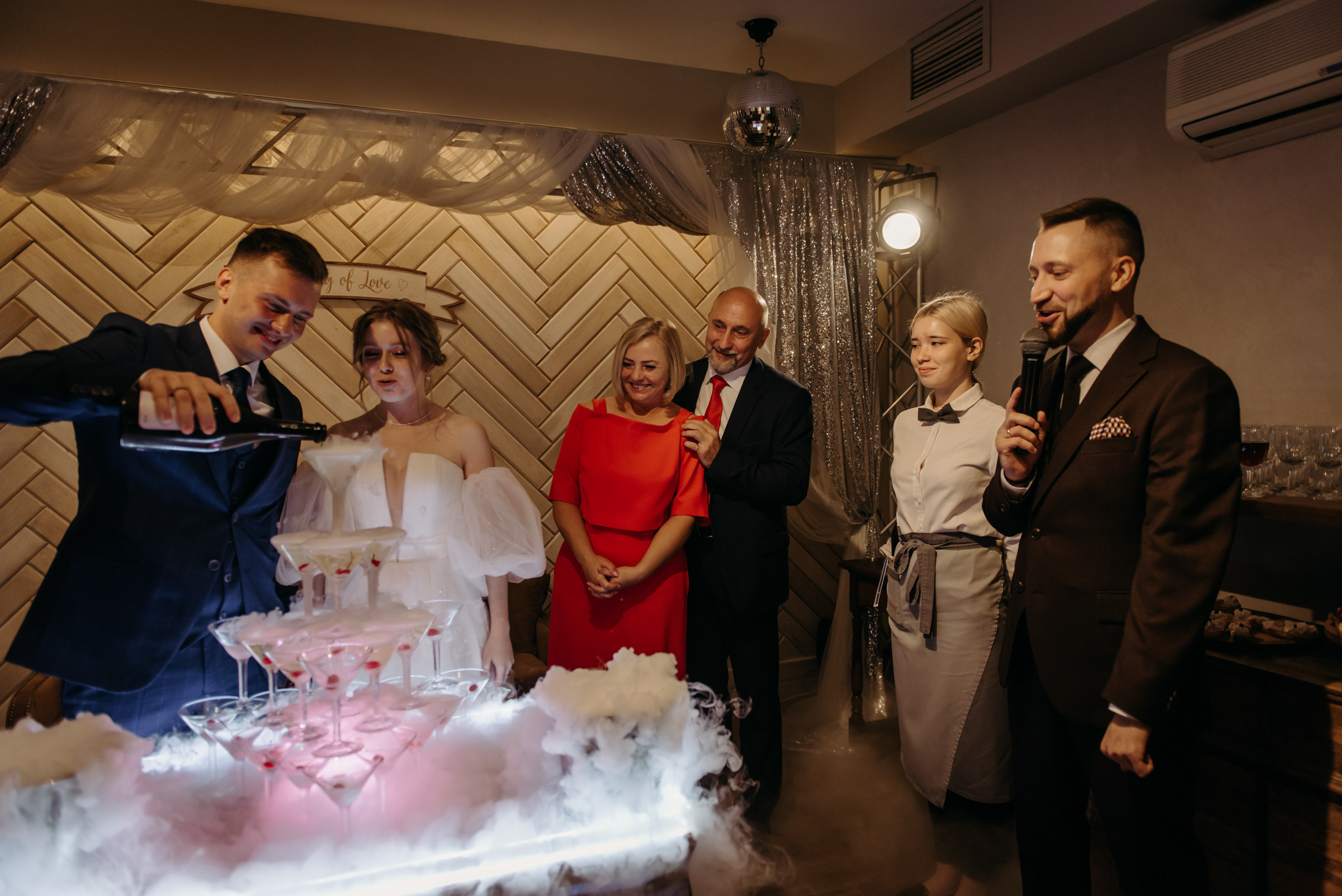 свадебный банкет в ресторане весенний