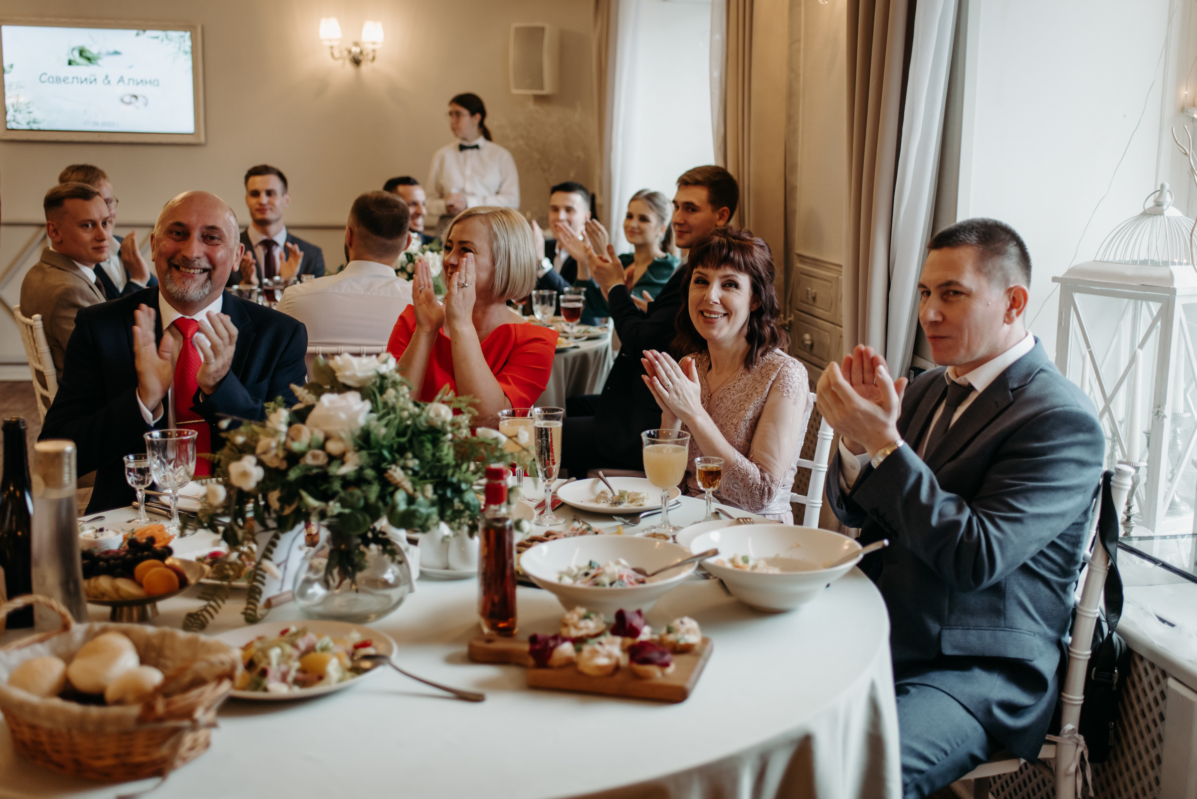 свадебный банкет в ресторане весенний