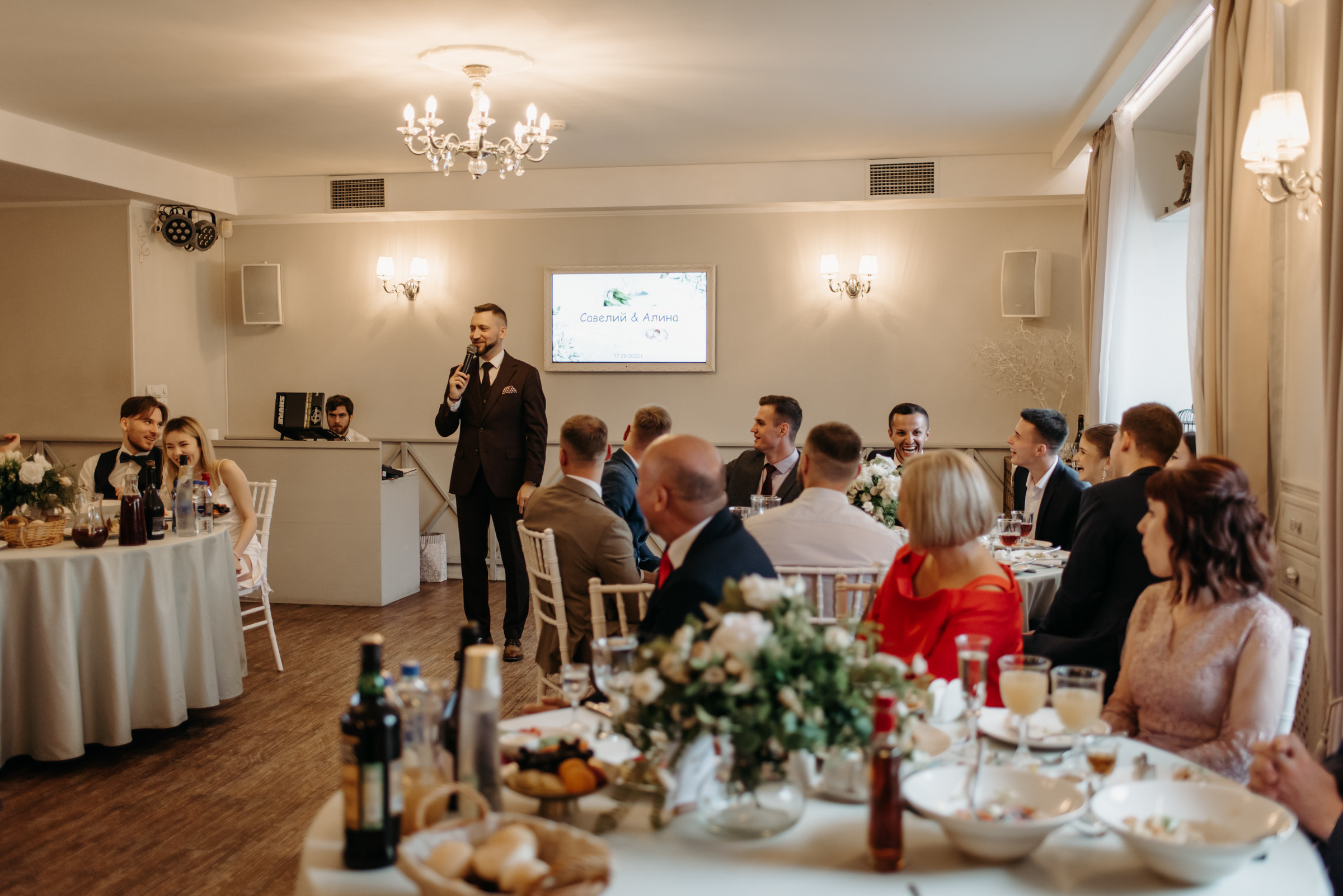 свадебный банкет в ресторане весенний