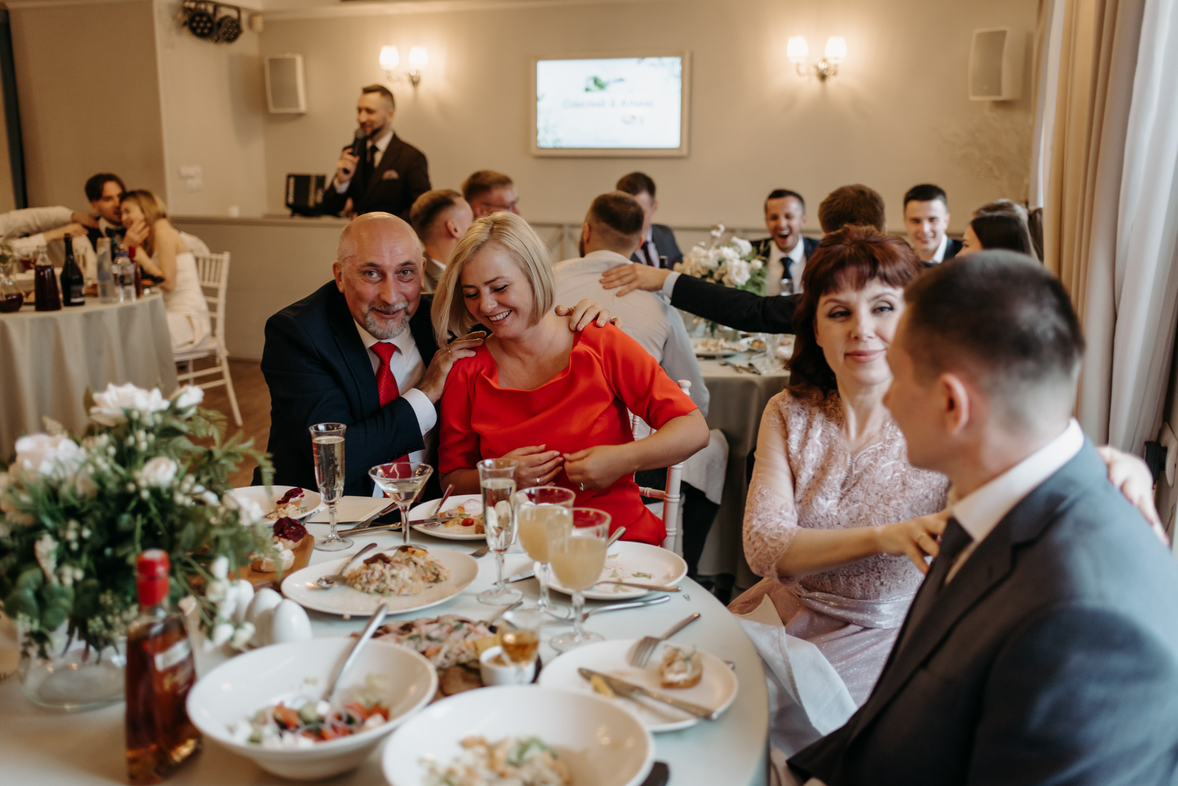 свадебный банкет в ресторане весенний