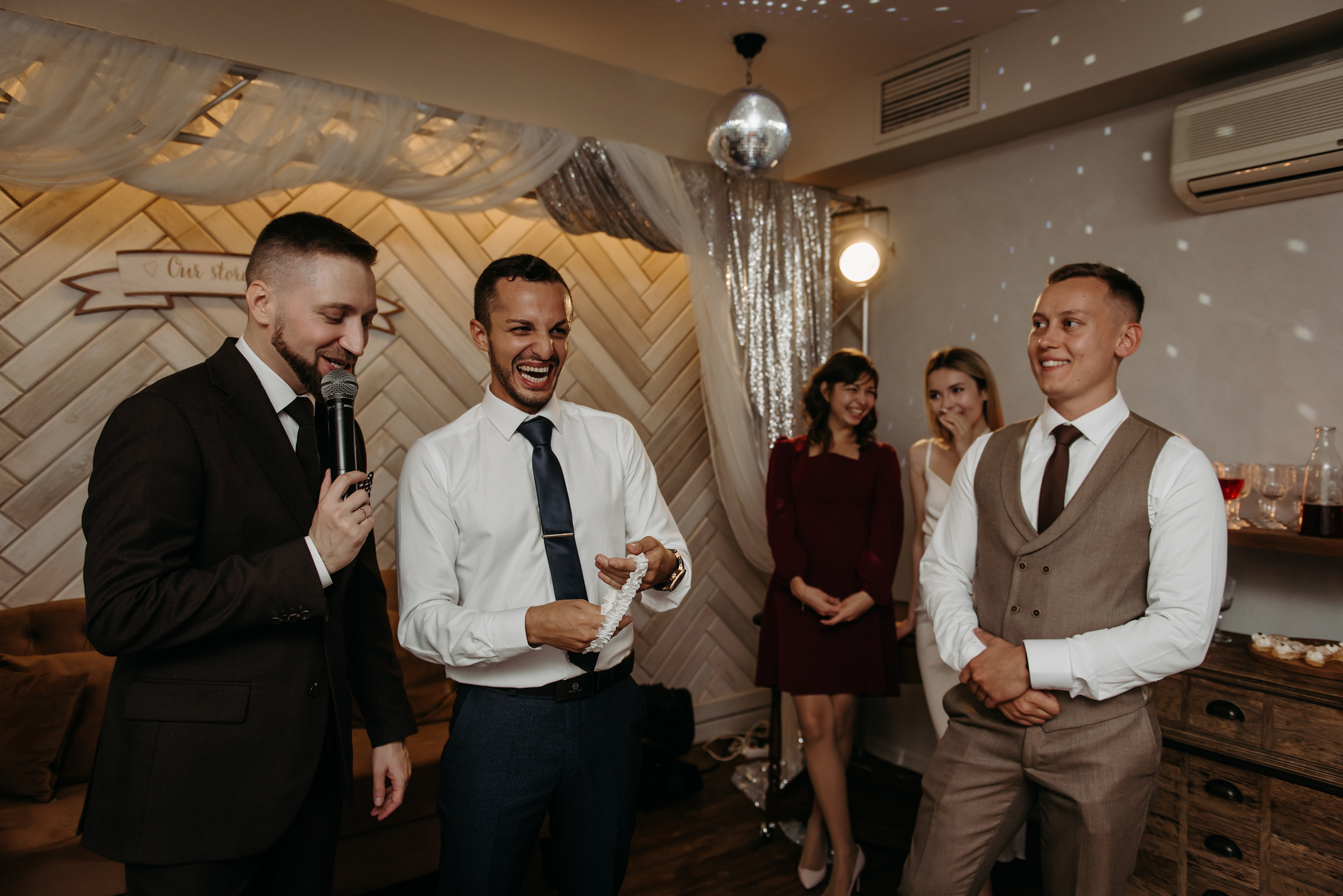 свадебный банкет в ресторане весенний