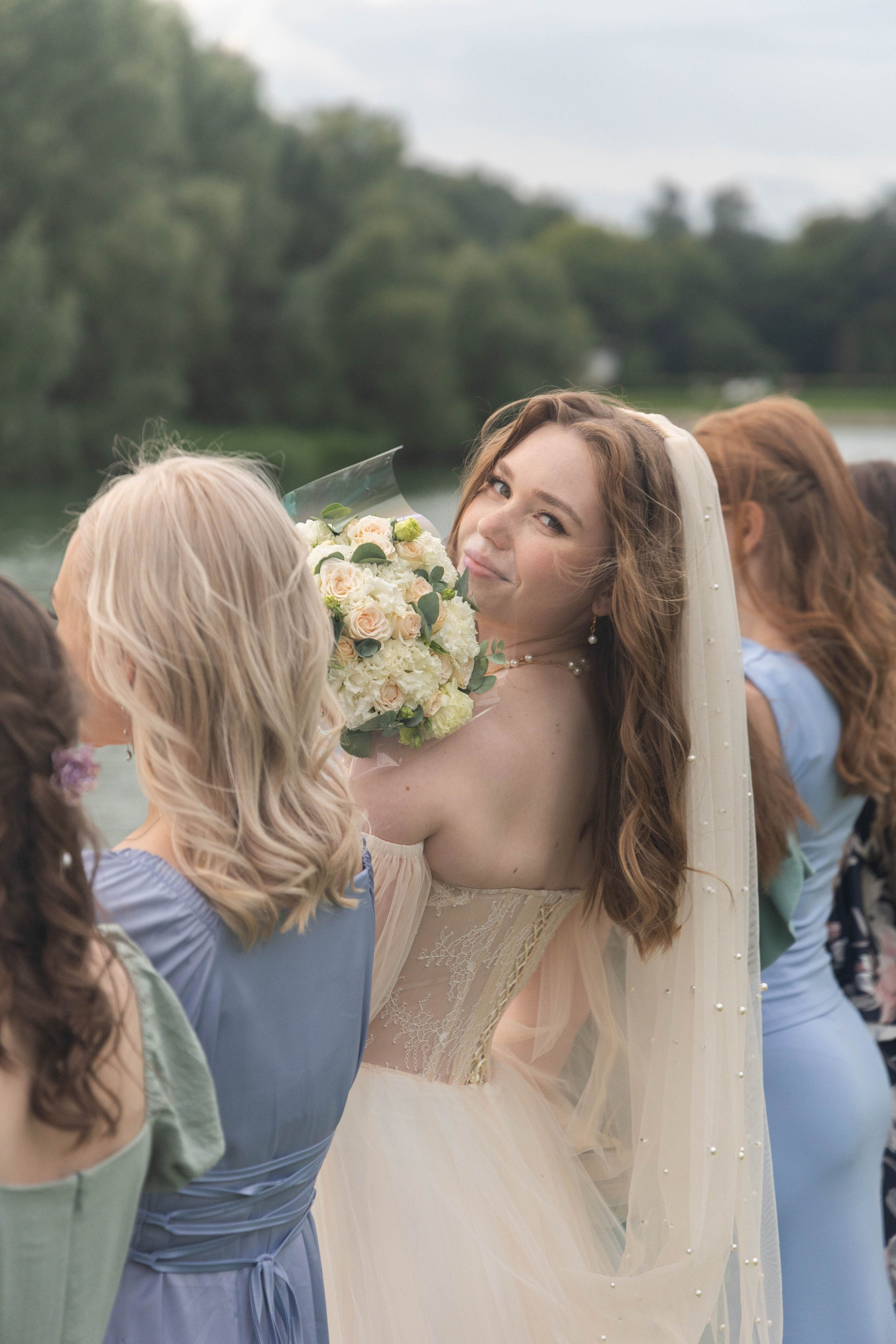 Свадебная фотосессия свадебный фотограф Татьяна Марсуверских свадебная фотопрогулка Москва Жуковский. Фотограф для маркетплейсов, фотоуслуги в Жуковском Татьяна Марсуверских