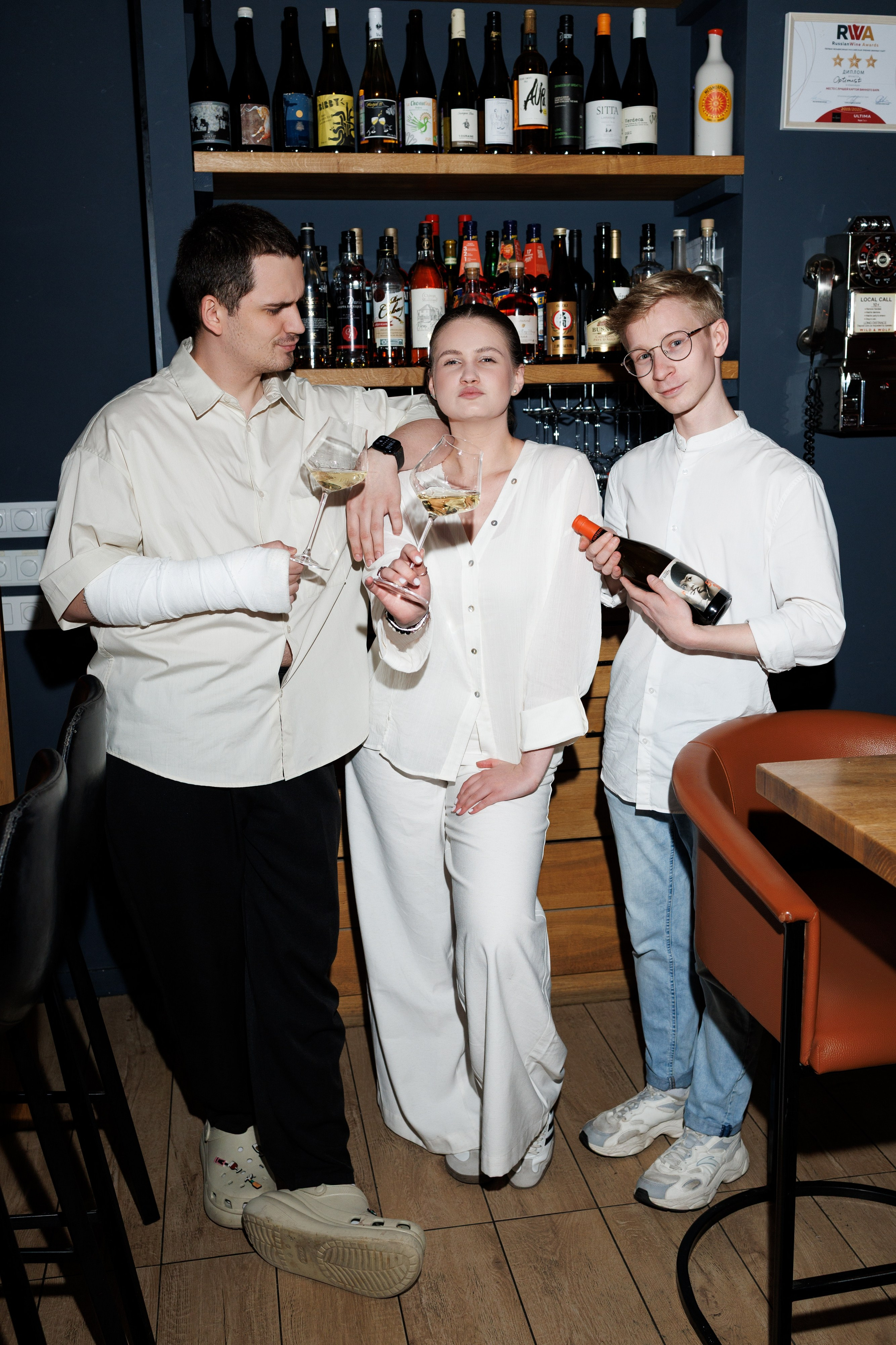 День рождения винного бара Оптимист. Https://andreysolodov.ru