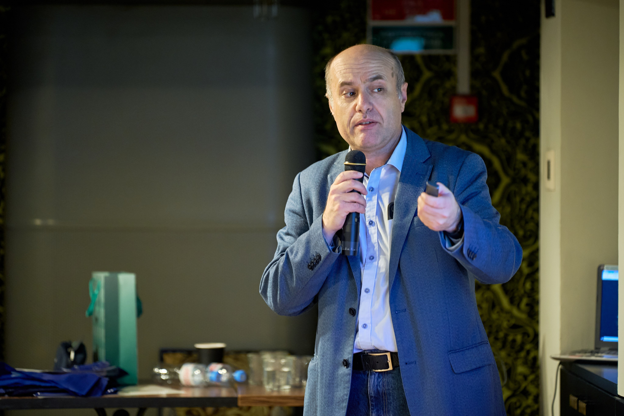 Медицинский форум СПБ 2025. Фотограф-видеограф в Санкт-Петербурге Владимир Нестеров