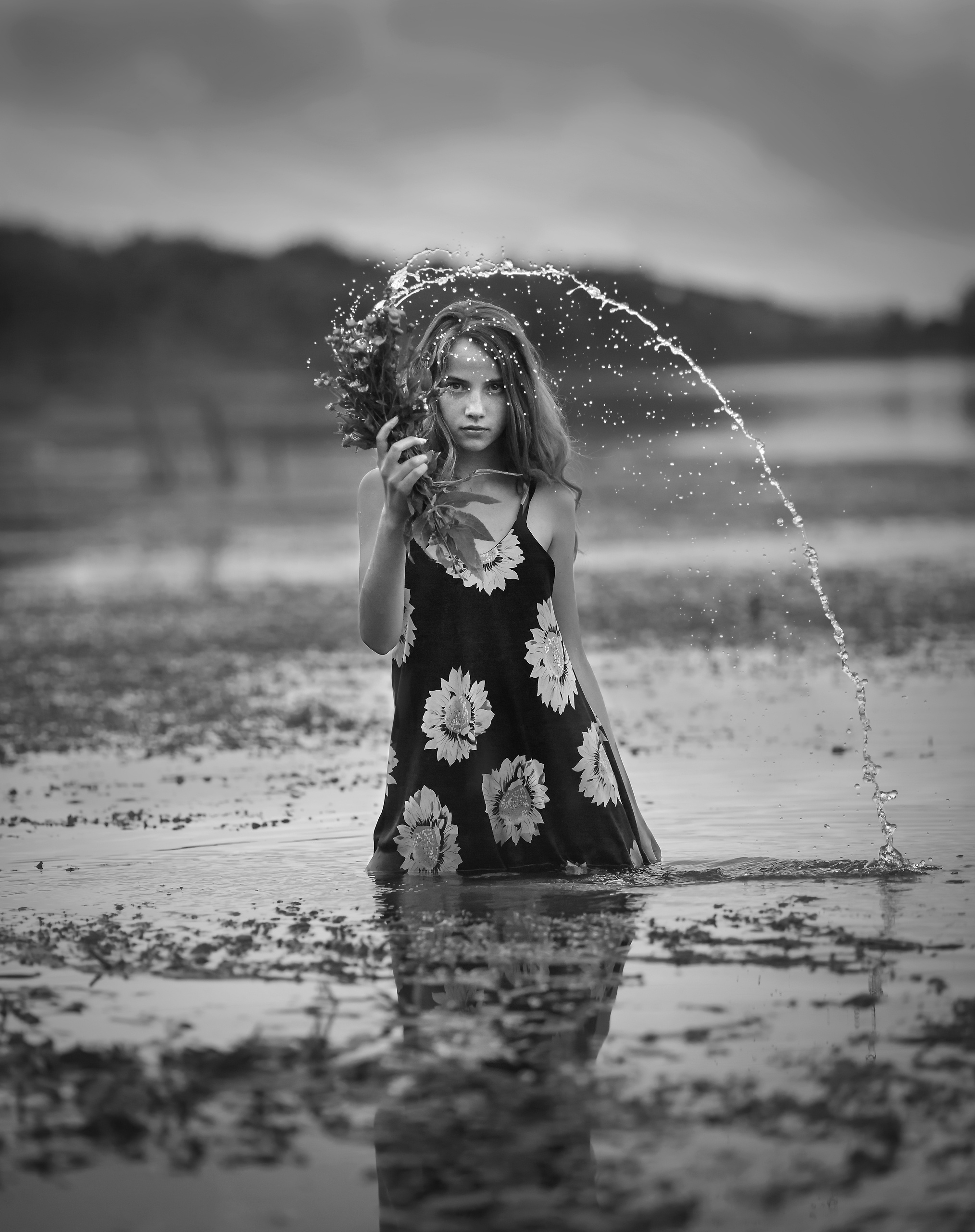 Черно-белая фотосъемка. B&W съемка в Москве. ЧБ фотограф Олег Голишник. Арт-фотограф Олег Голишников. Творческая мастерская