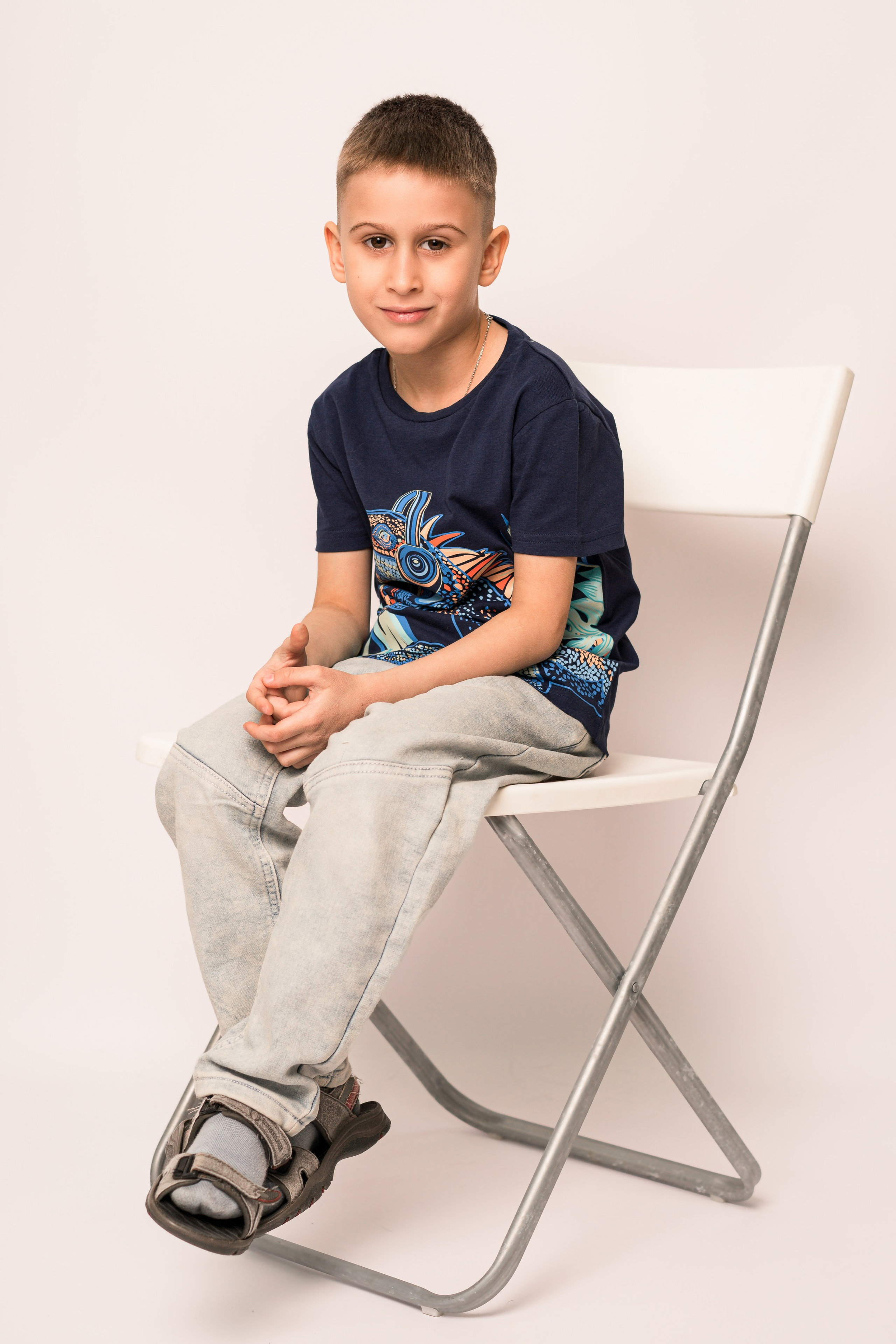 Детский сад, портреты белый фон. Фотограф Шунова Саша