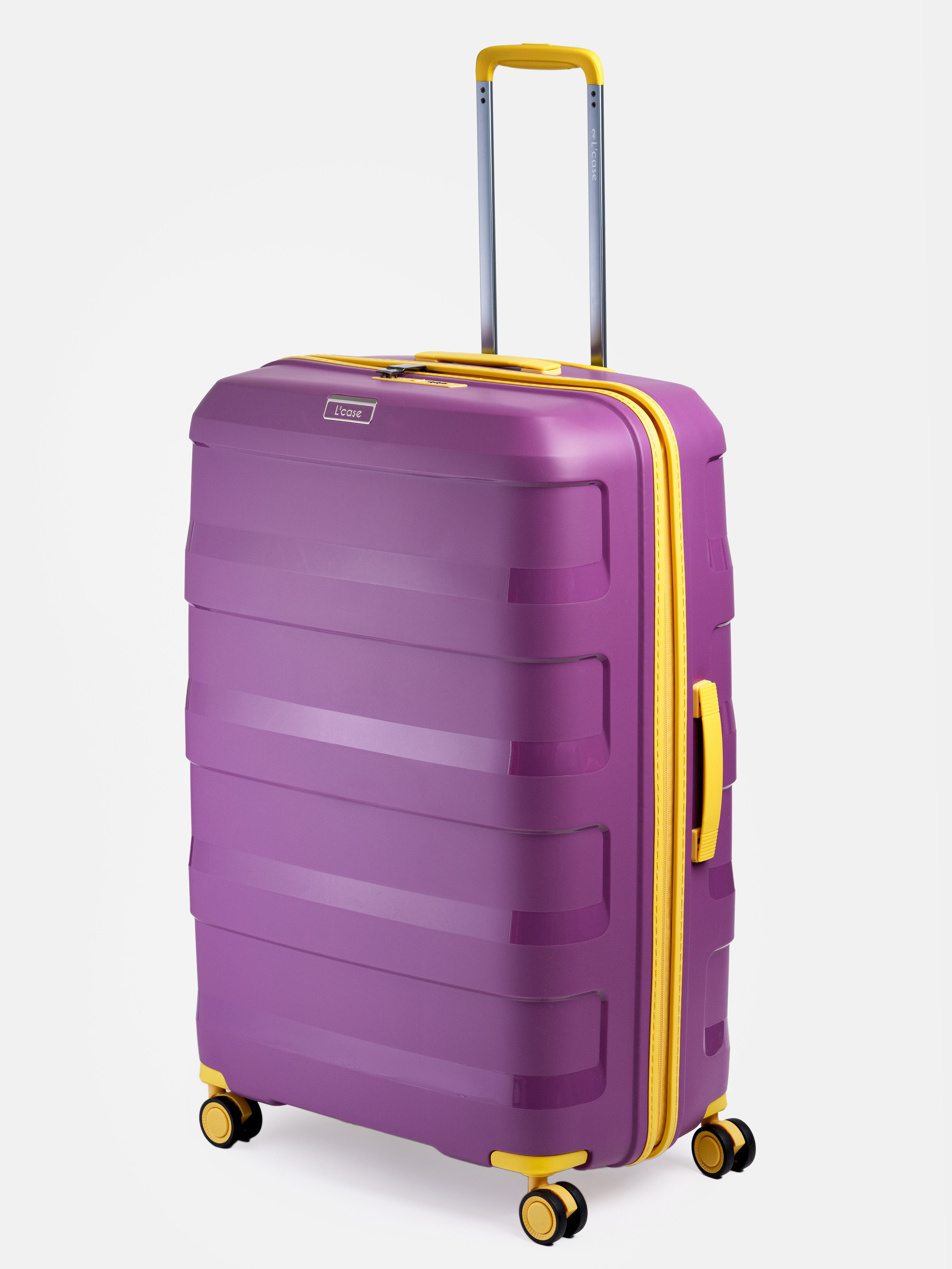 Белый фон. KED Production — продакшн из СПб. Создаём фото, видео и контент, который помогает брендам и селлерам продавать больше