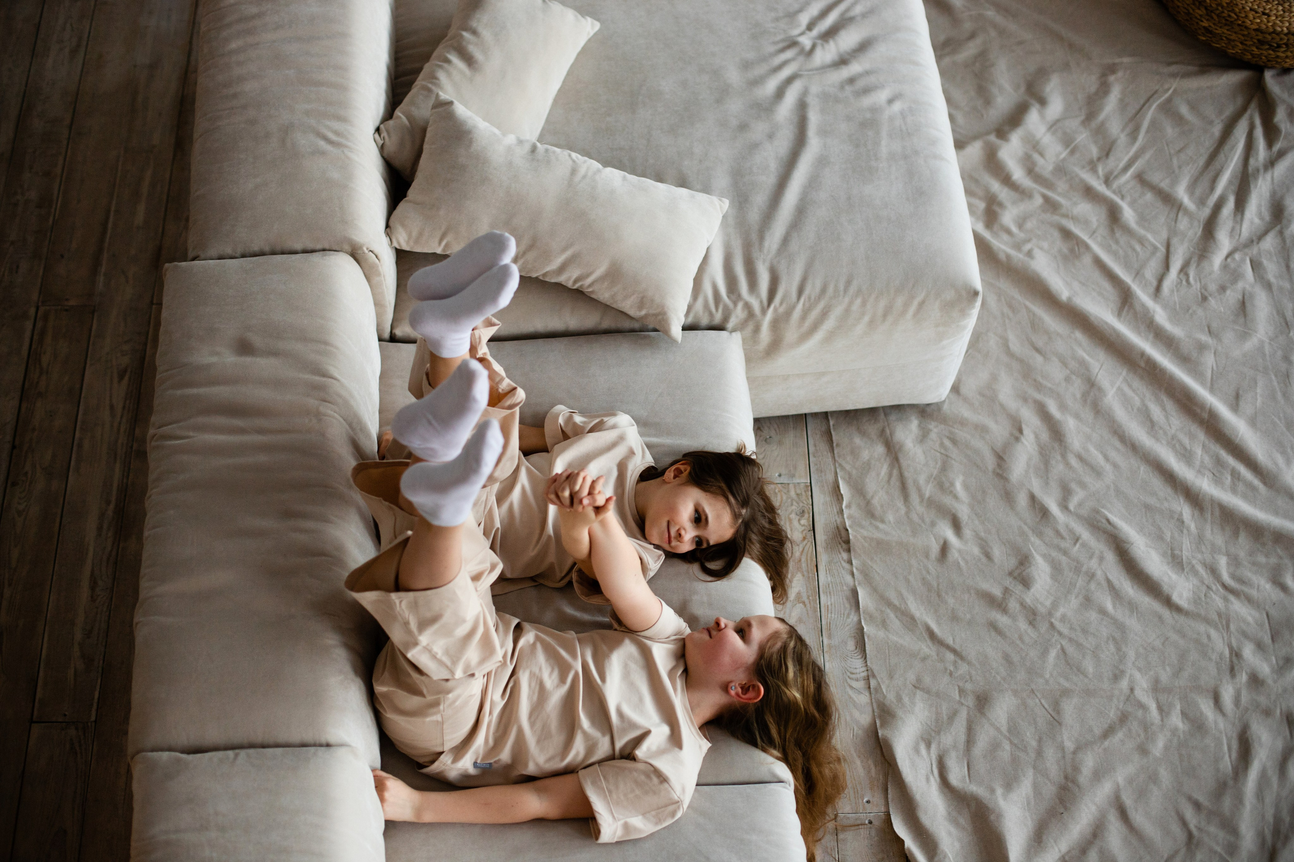 Мамины дочки (Ольга и девочки). Семейный фотограф в Красноярске Наталья Алина