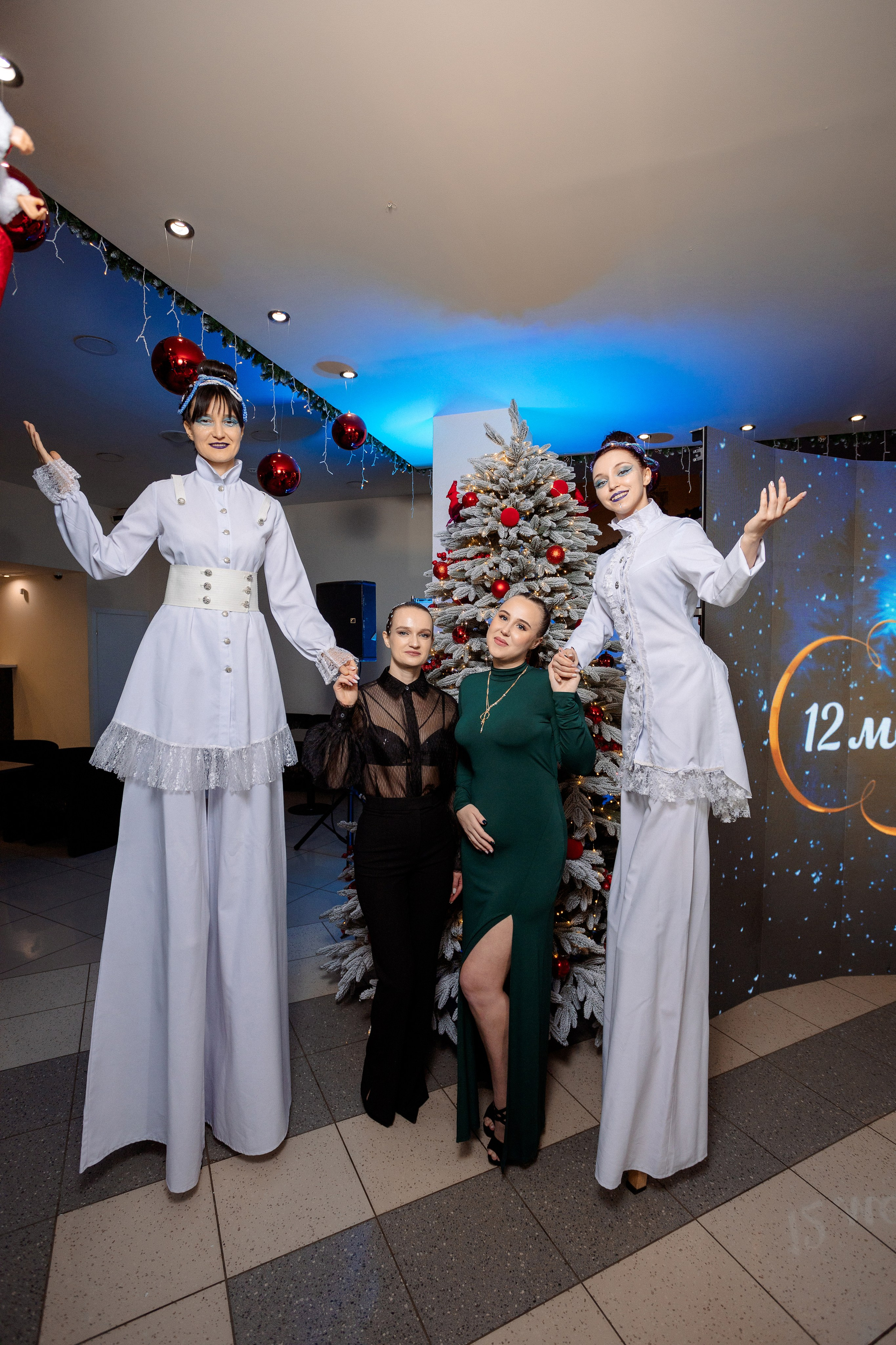 РЕПОРТАЖ: НОВЫЙ ГОД В ДК МЕТАЛЛУРГ. Профессиональный фотограф в Ижевске Леша Петров