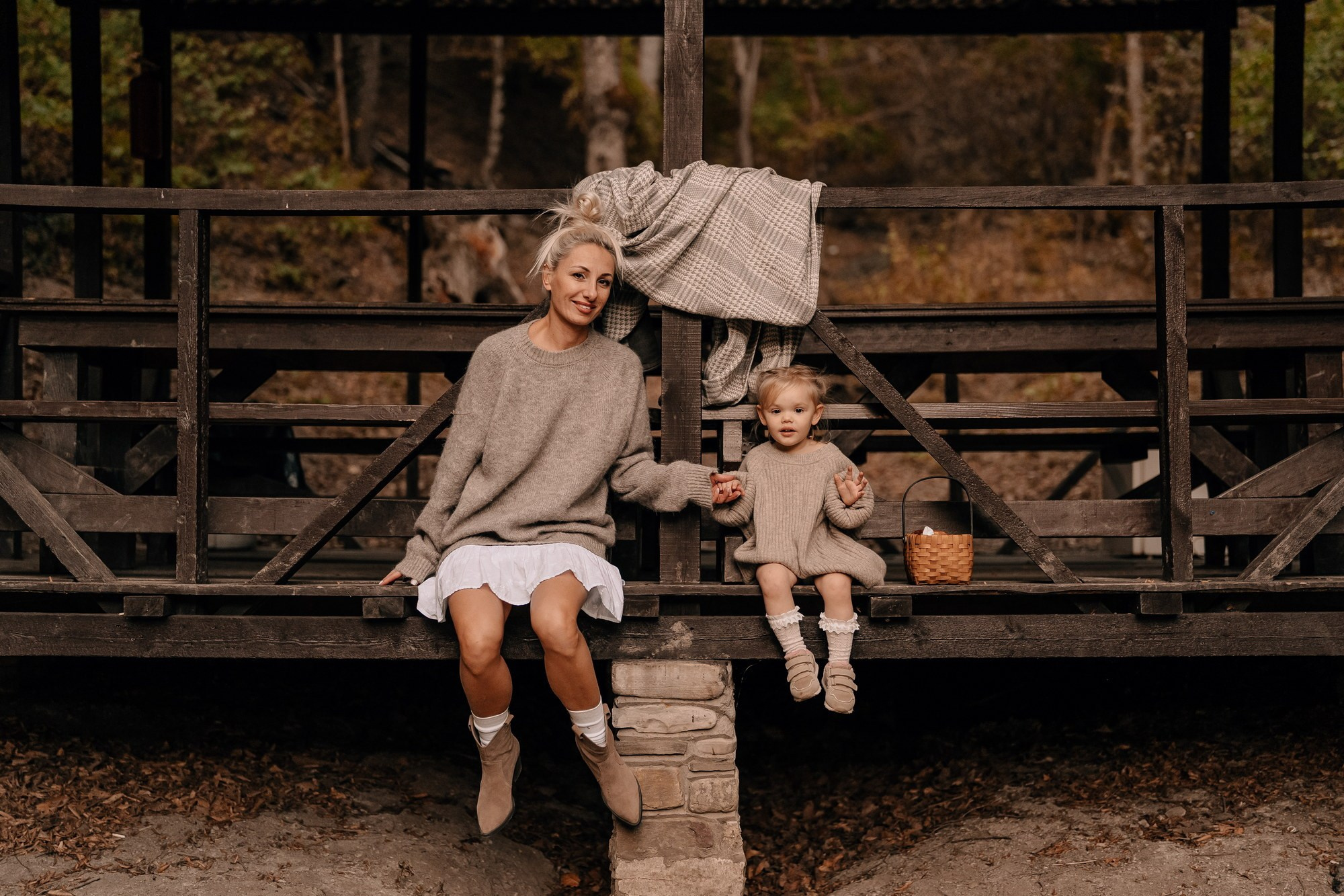 Семейная фотосессия в Персиковом саду — фотограф Жанна Шестопалова