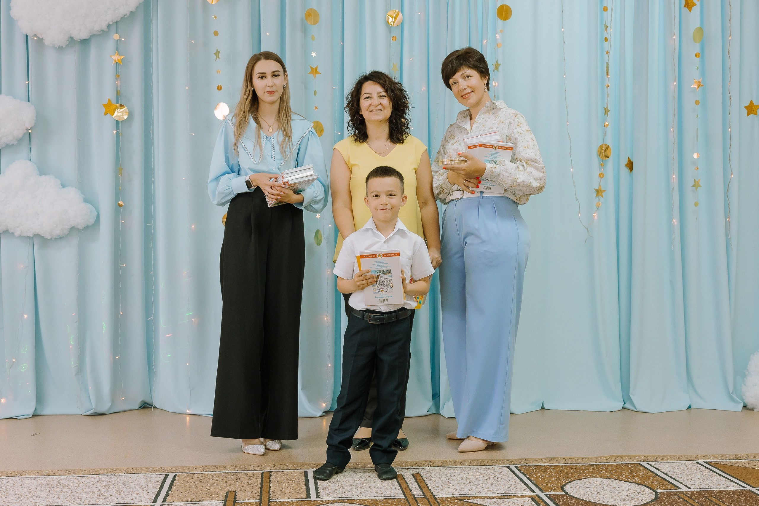 Выпускной в ДС -29. Выпускные альбомы Натальи Бутко: Новороссийск, Анапа, Геленджик