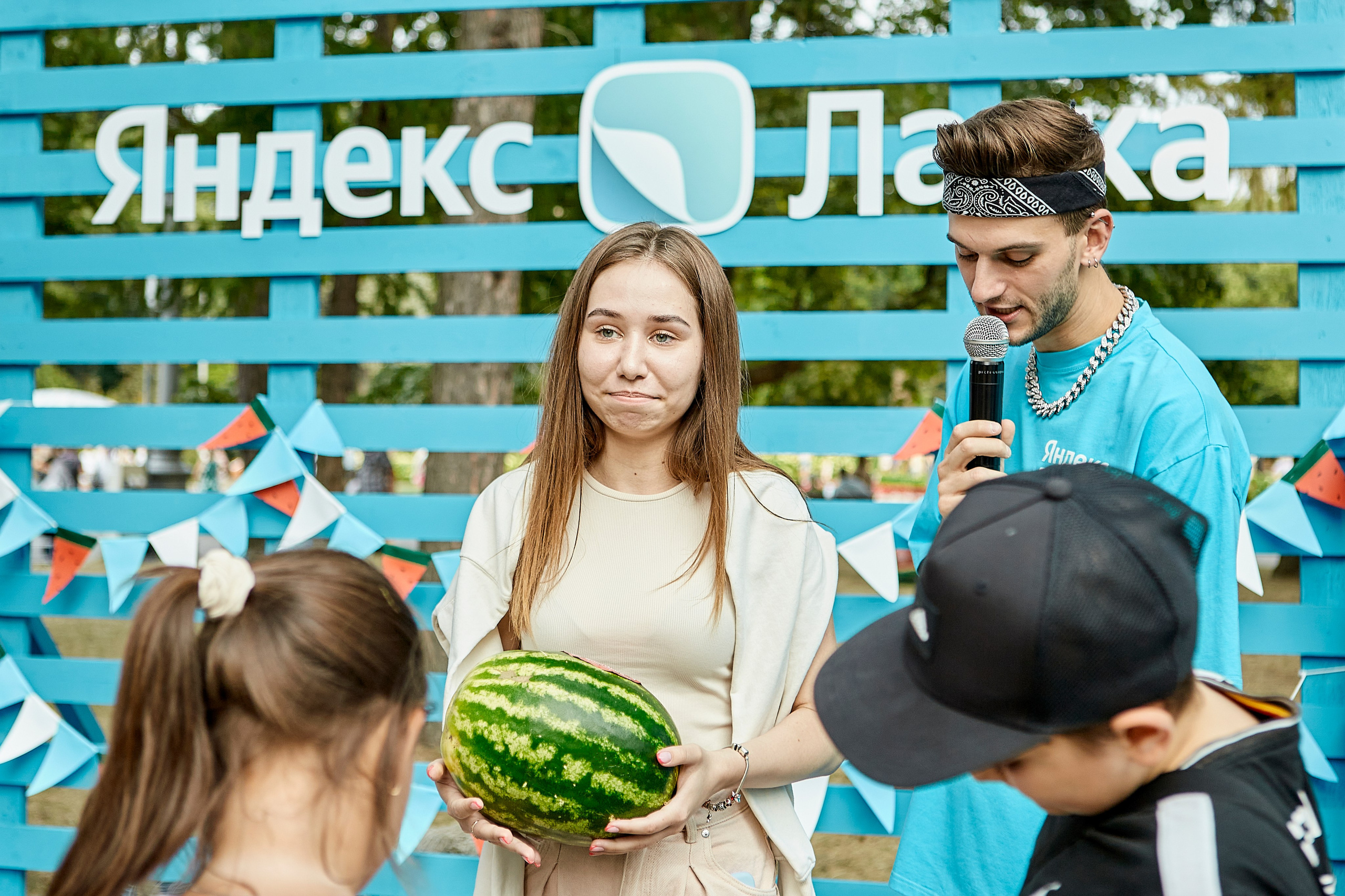 ЯНДЕКС ЛАВКА «АРБУЗНАЯ ФЕЕРИЯ». Фотограф Андрей Егоров