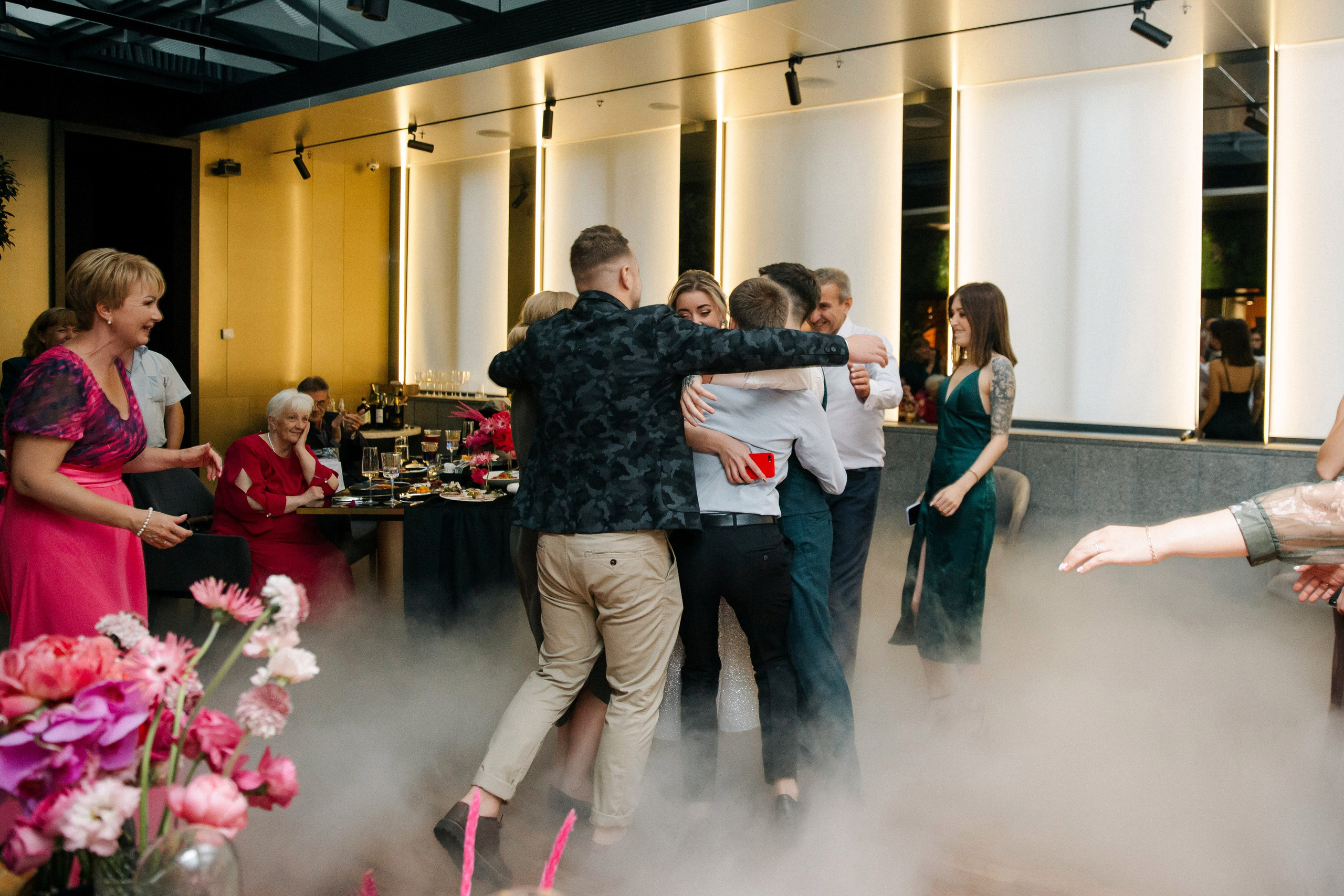 Неоновая свадьба. Свадебный фотограф в Санкт-Петербурге Вика Стукачева