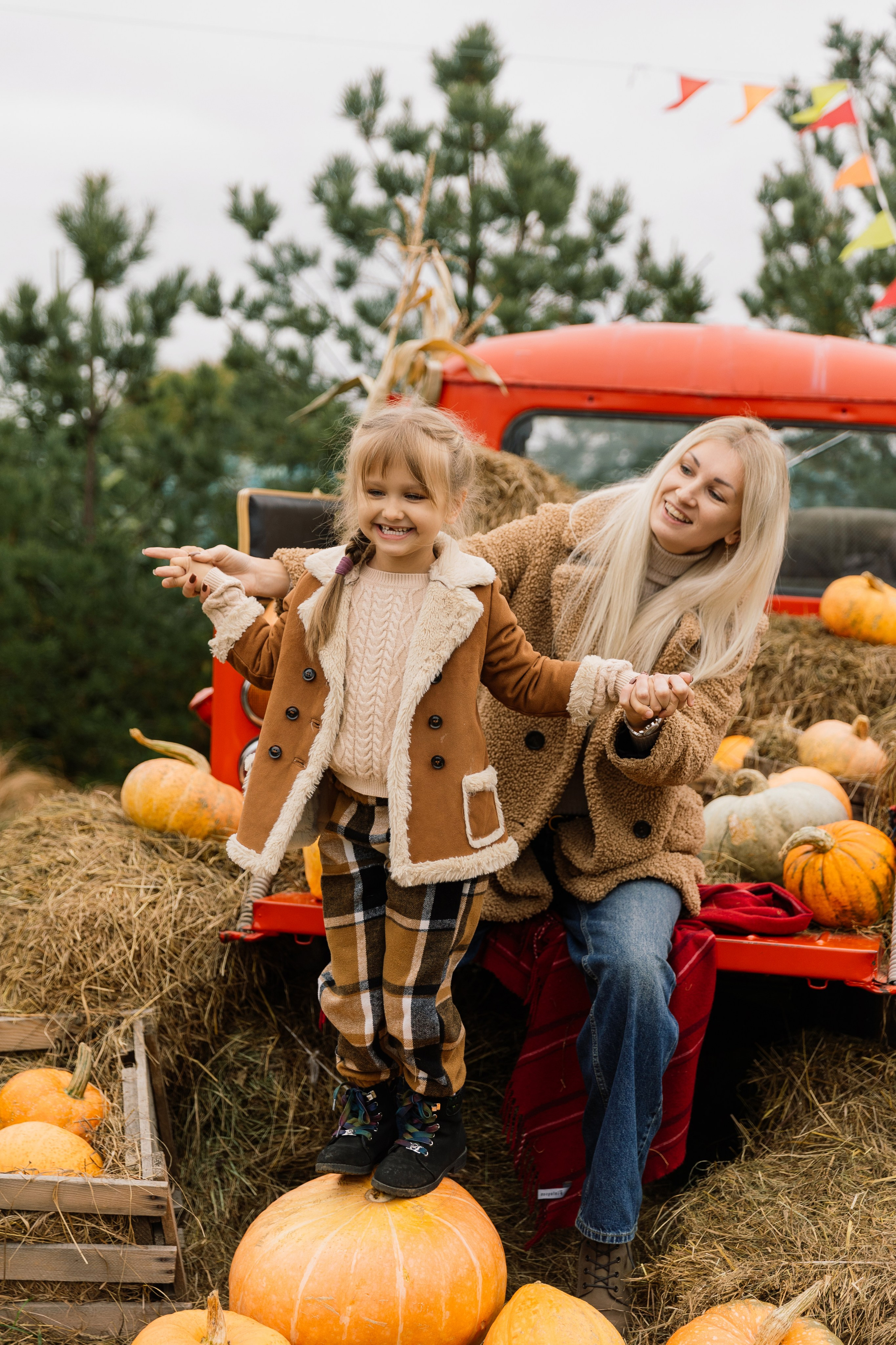 Инесса и Ульяна. Семейный фотограф Толстикова Кристина