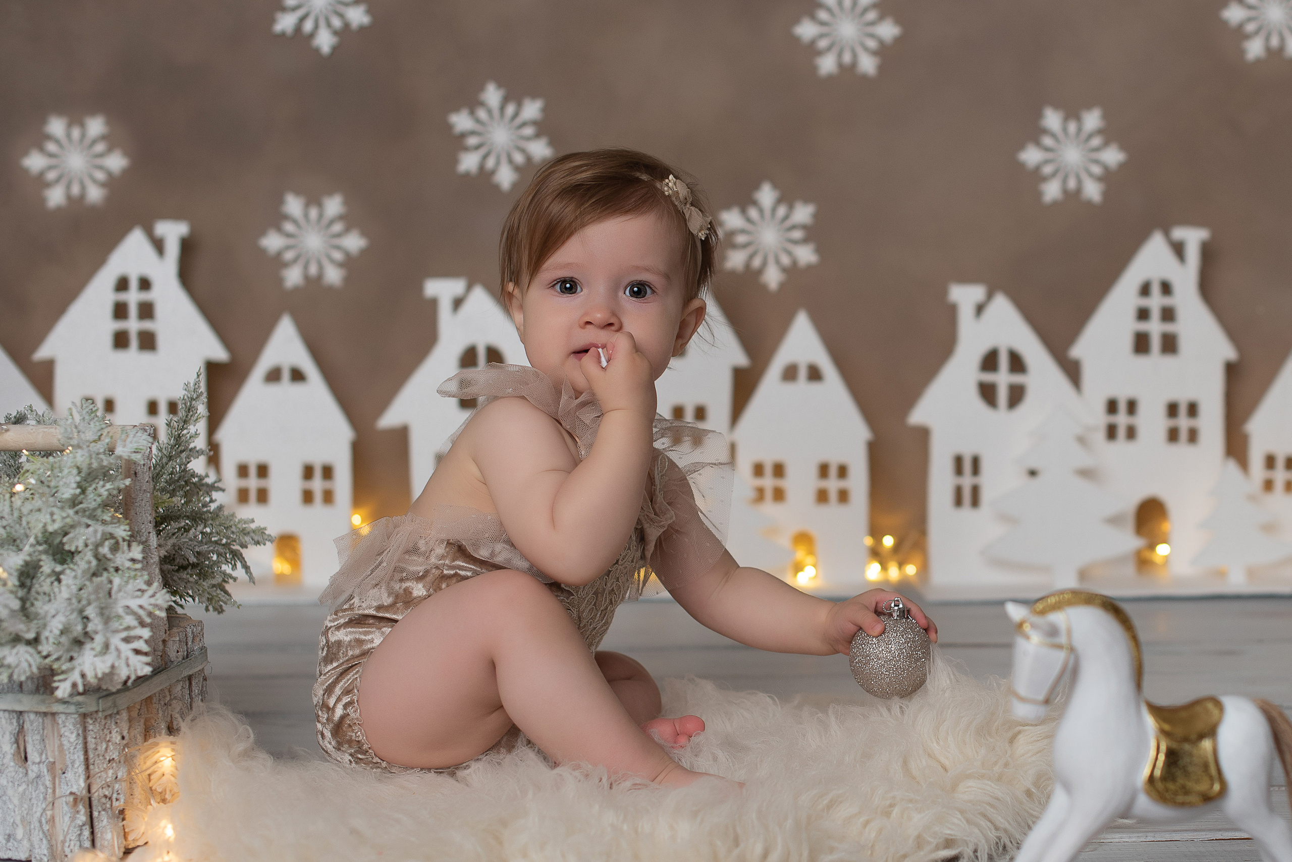 Фотосессия детей до года, детская фотосессия в г. Ярославле и Ярославс. Профессиональный фотограф Елена Красилина г.Ярославль, г. Рыбинск