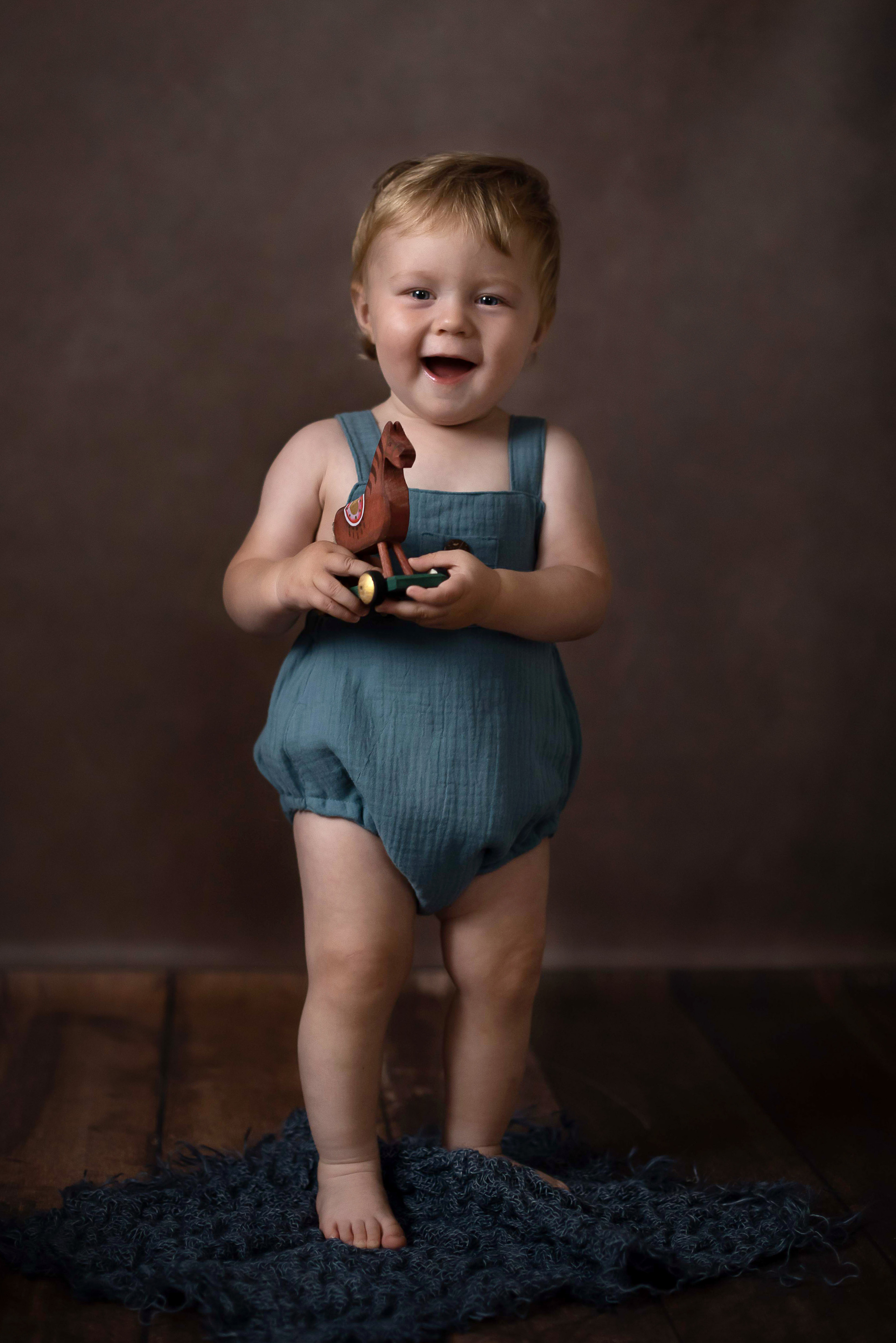 Фотосессия детей до года, детская фотосессия в г. Ярославле и Ярославс. Профессиональный фотограф Елена Красилина г.Ярославль, г. Рыбинск