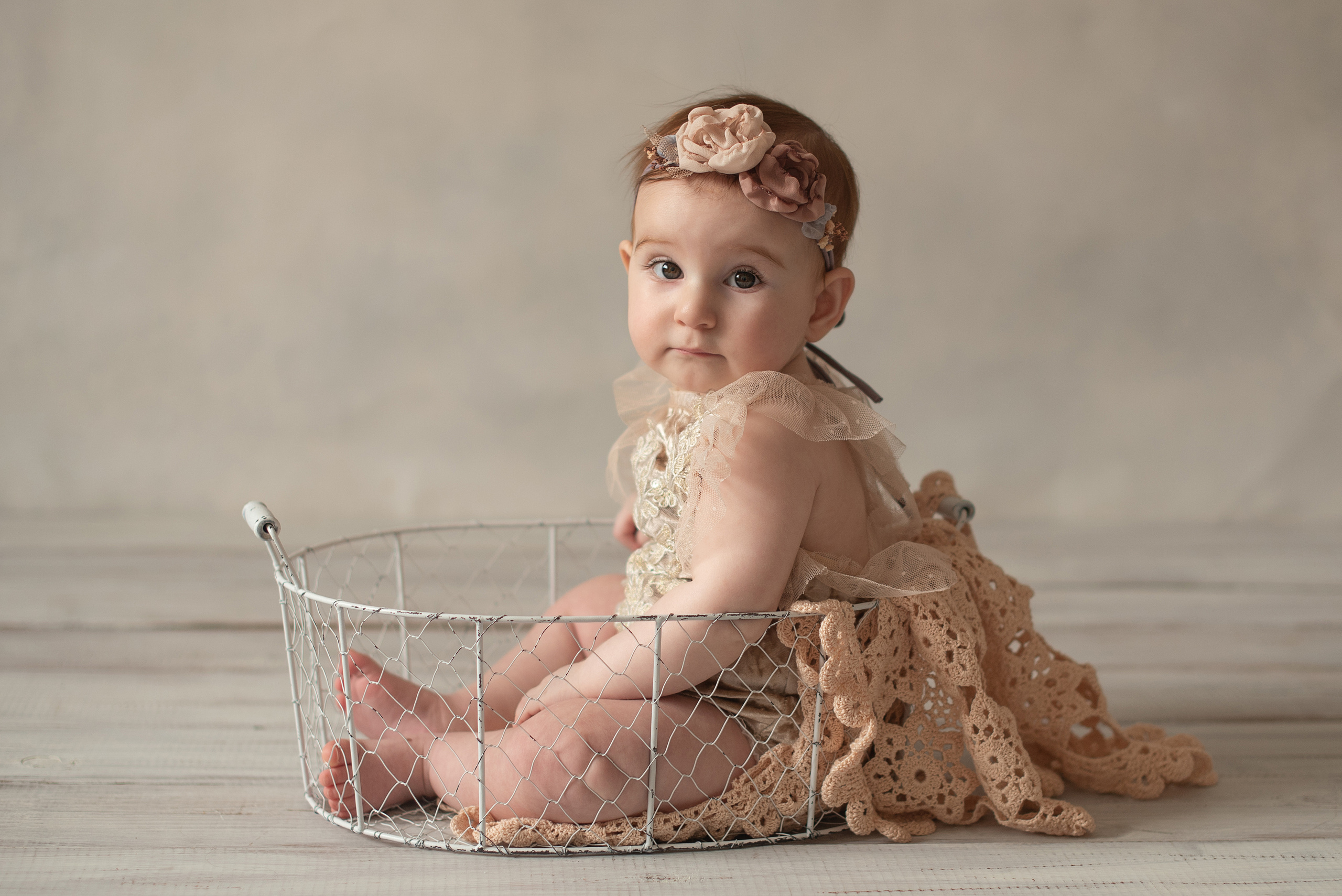 Фотосессия детей до года, детская фотосессия в г. Ярославле и Ярославс. Профессиональный фотограф Елена Красилина г.Ярославль, г. Рыбинск