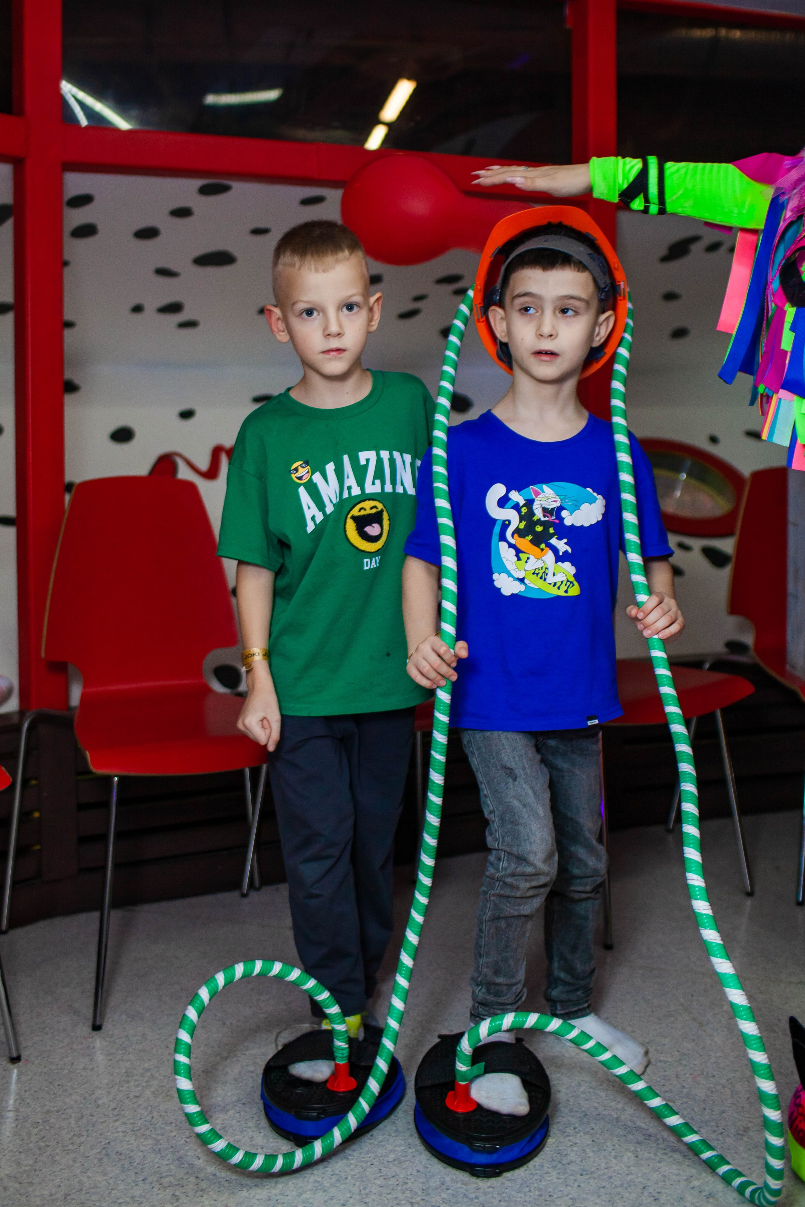 Неон Челендж День рождения Ярослава. Детский и семейный фотограф в Санкт-Петербурге Елизавета Сорокина