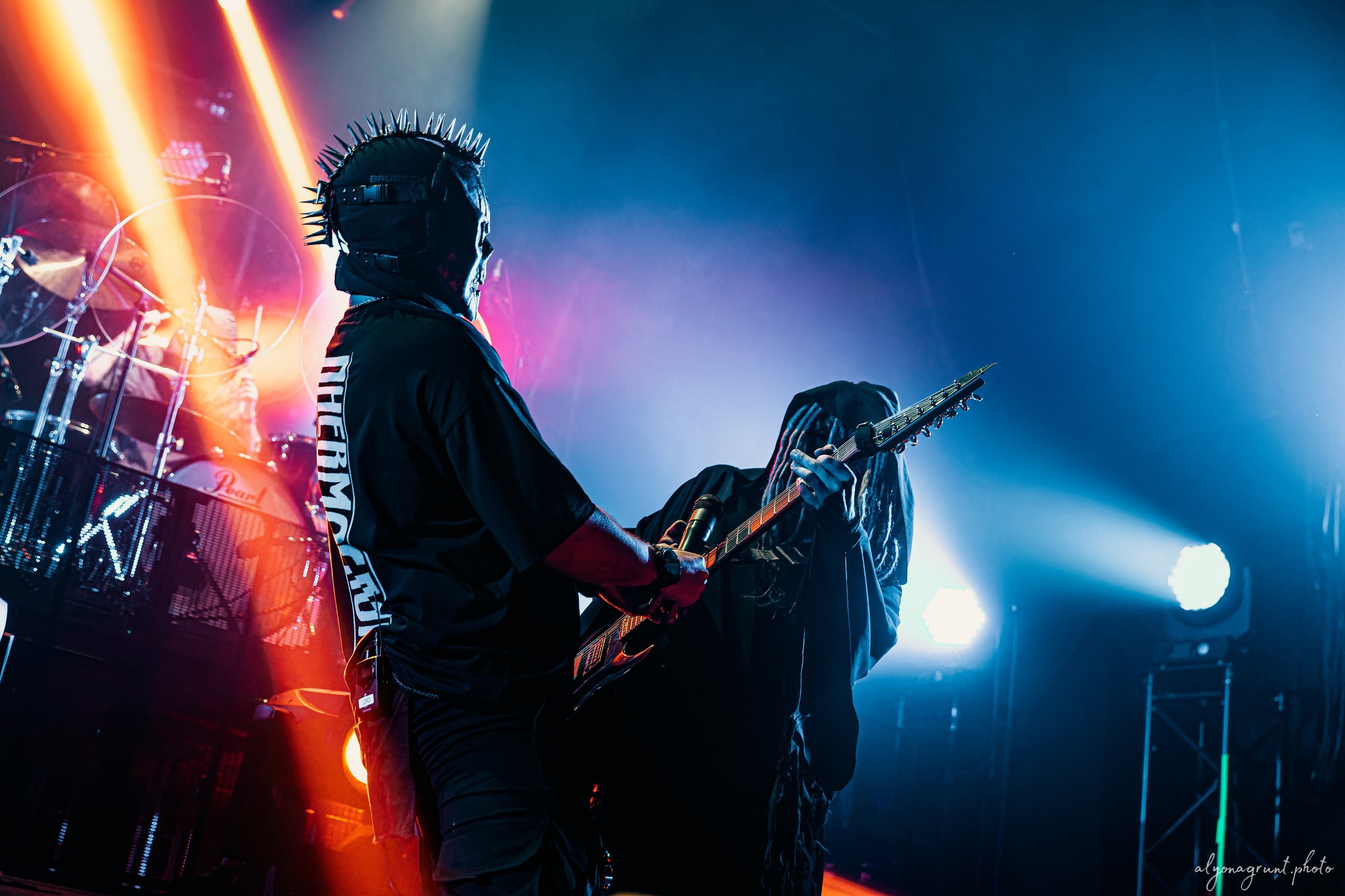 Пневмослон, фоторепортаж СПб, A2,17.10.2025. Алена Адрианова: фотограф в Санкт-Петербурге