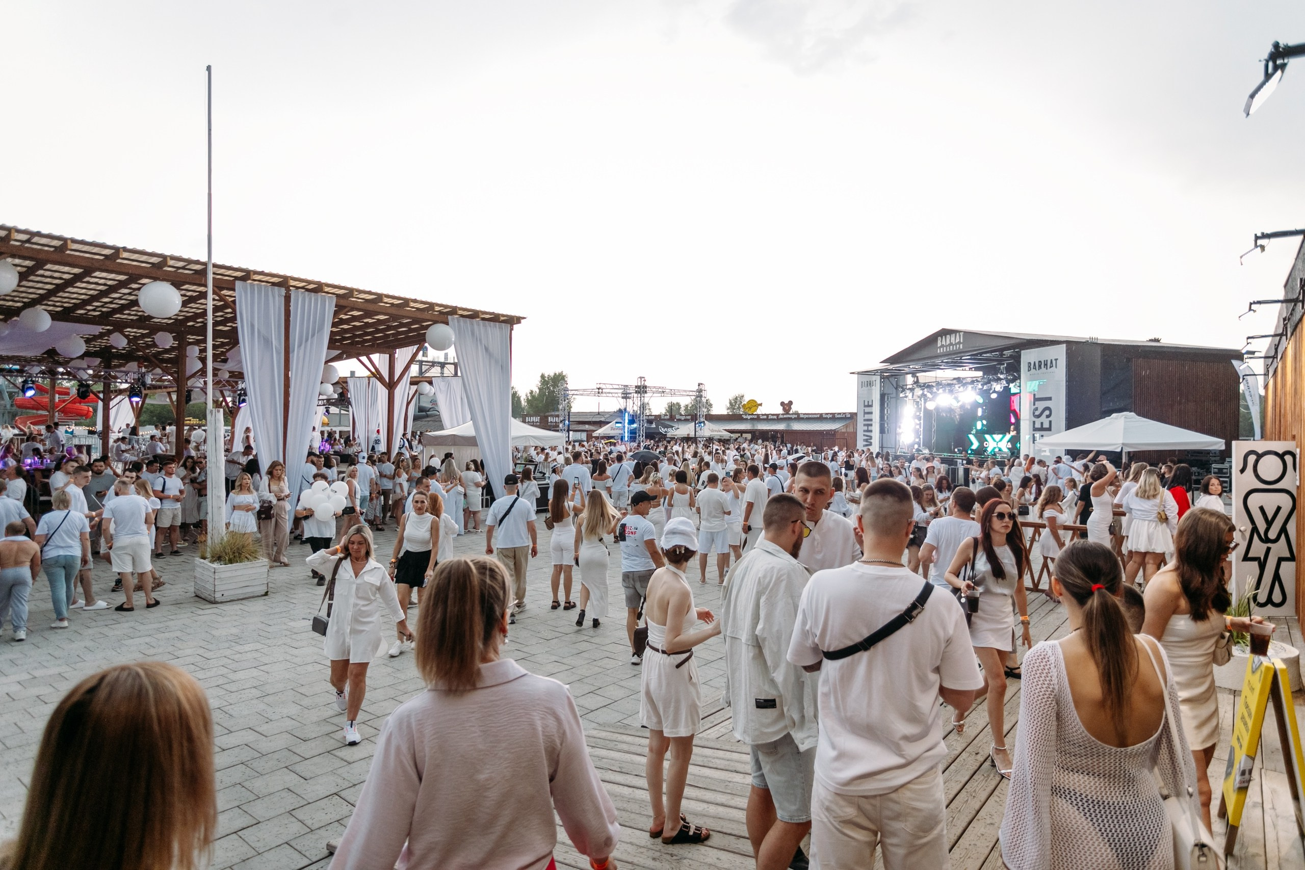 White Party @ Бархат парк. Репортажный фотограф Максим Полянский. Москва, Санкт-Петербург, Красноярск