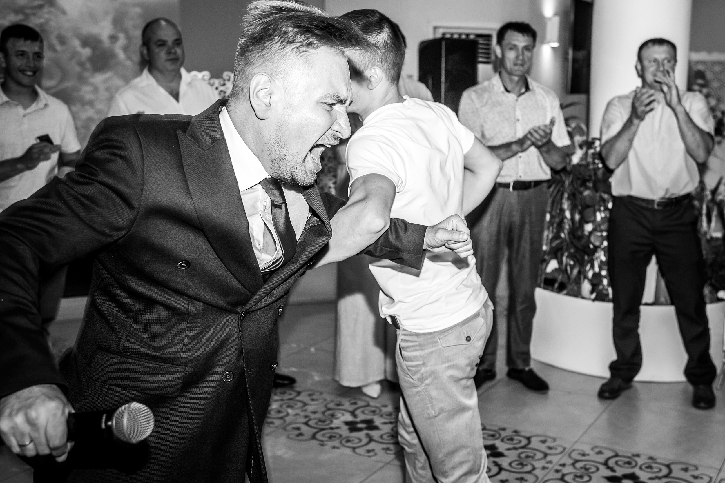 Григорий и Ангелина. Свадебный, репортажный фотограф в Тюмени Сергей Тапилин