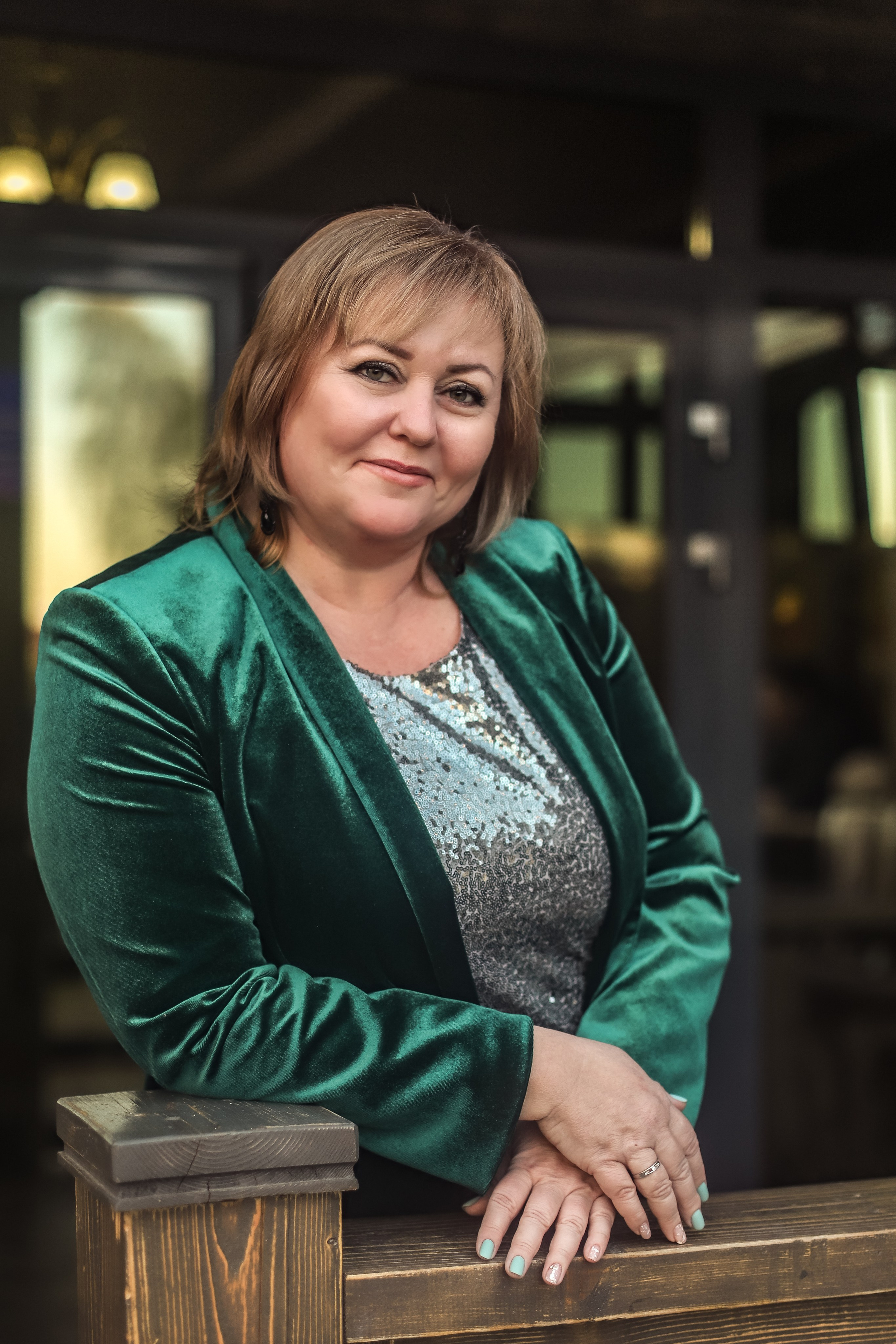 Репортаж торжества в ресторане. Семейный свадебный интерьерный фотограф Тверь Санкт- Марина Свистунова