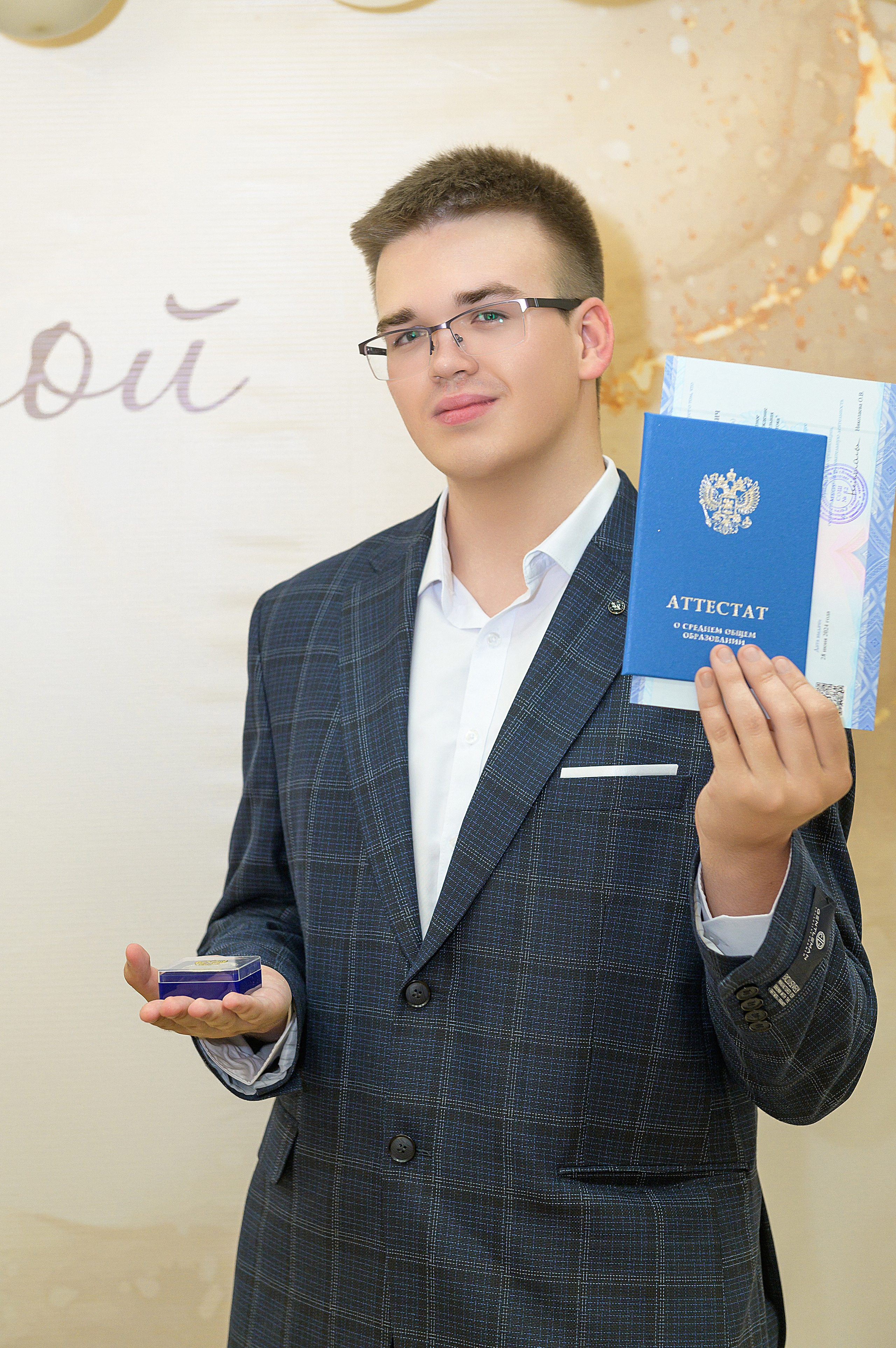 Выпускной школа № 72. Семейный и свадебный фотограф во Владивостоке