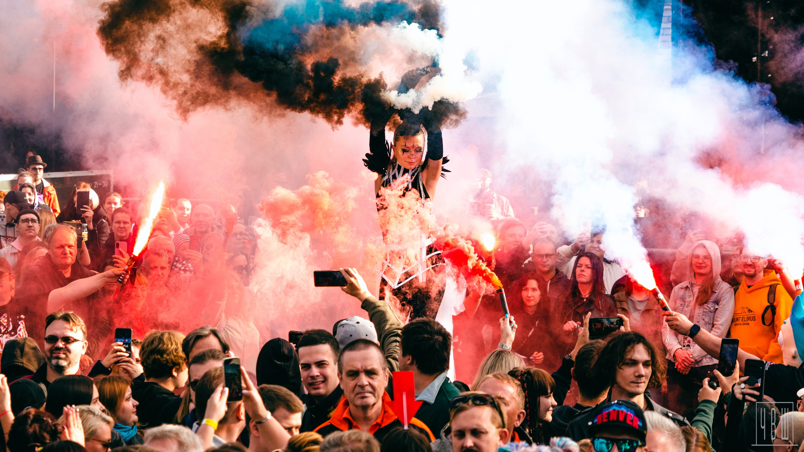 Живой! 2025, День Второй. Человек в Шляпе