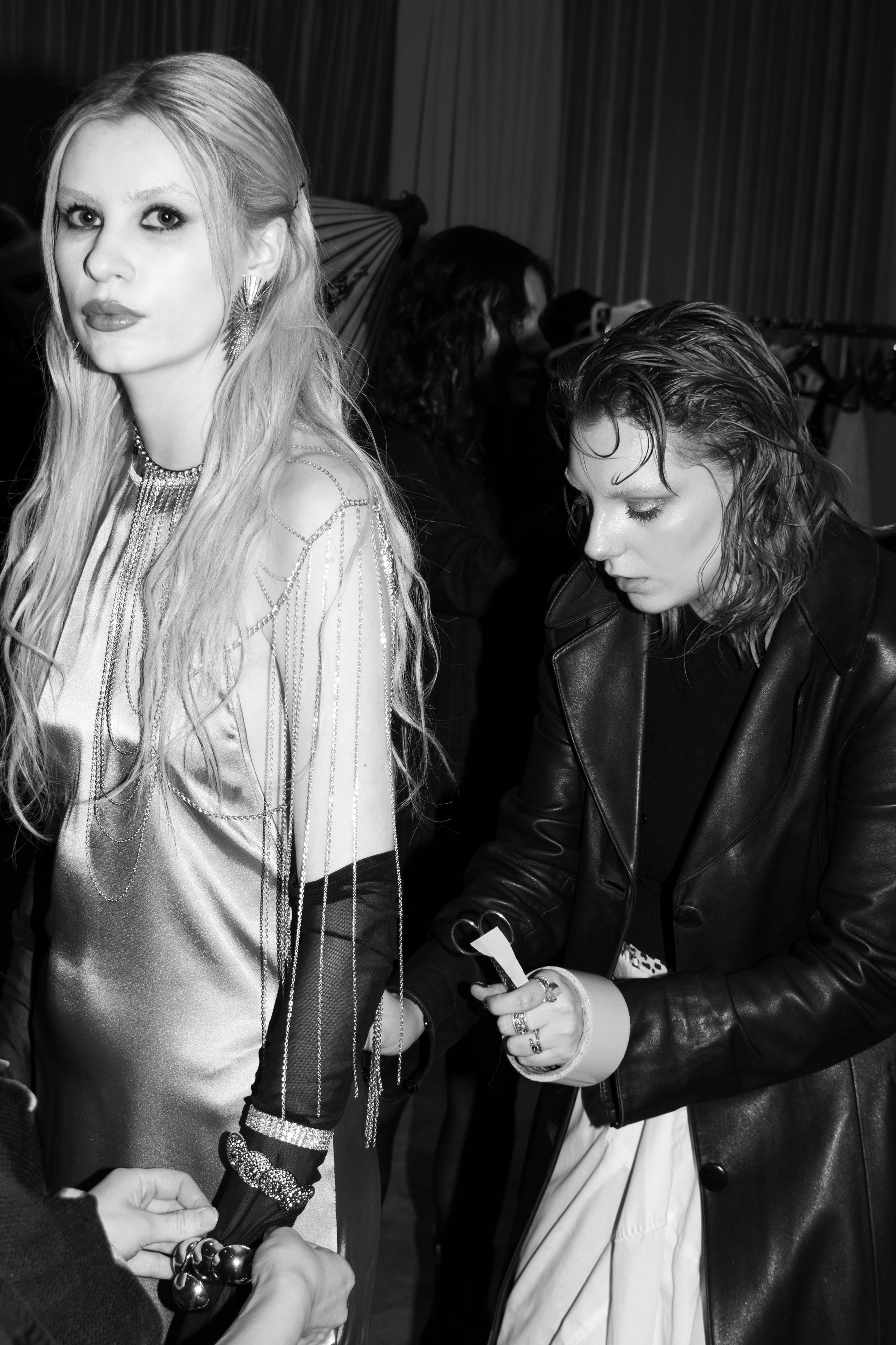 Fashion models backstage для KAMERGER magazine