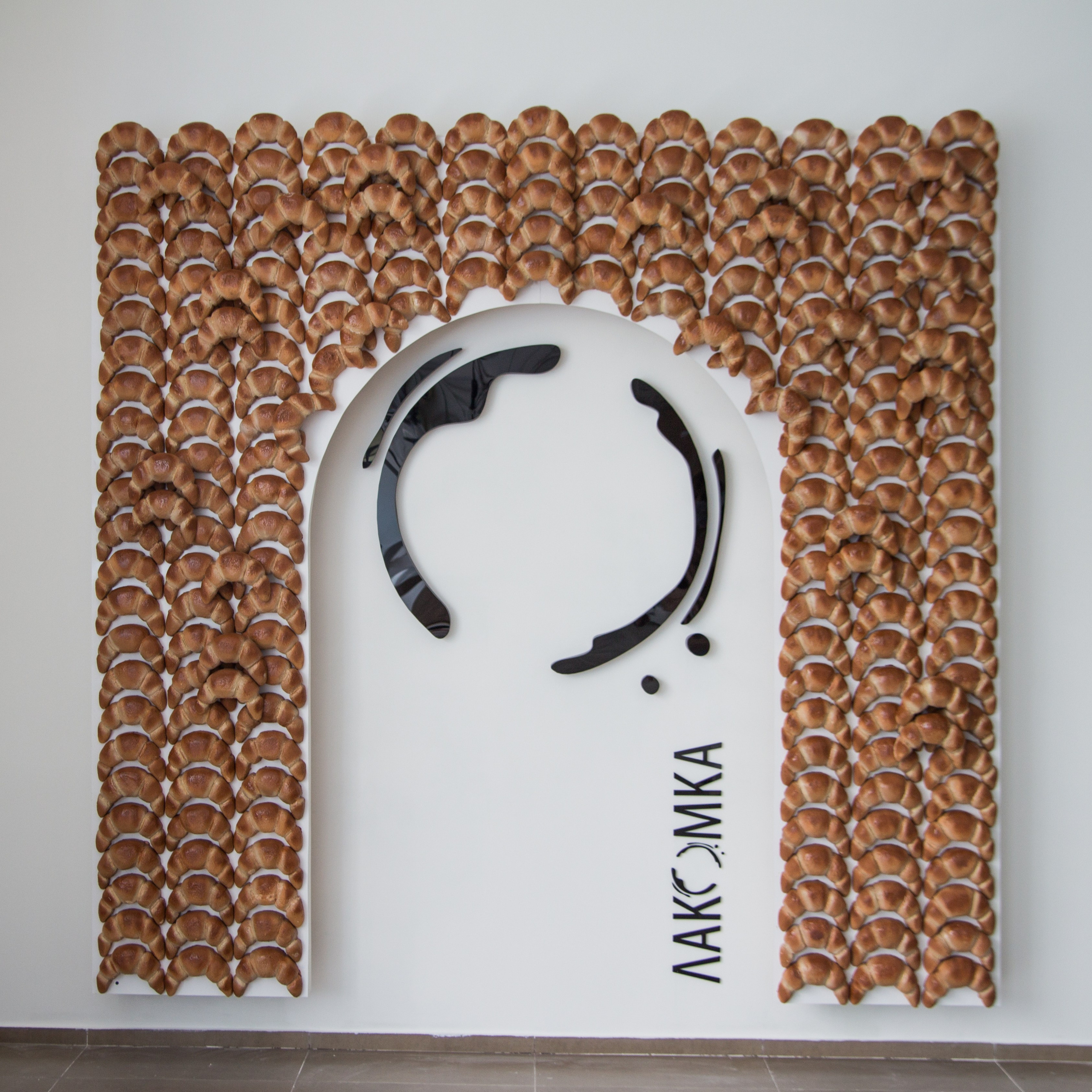 Оформление витрин Лакомка. Ксения Почтарь. Декоратор и флорист, город Владивосток