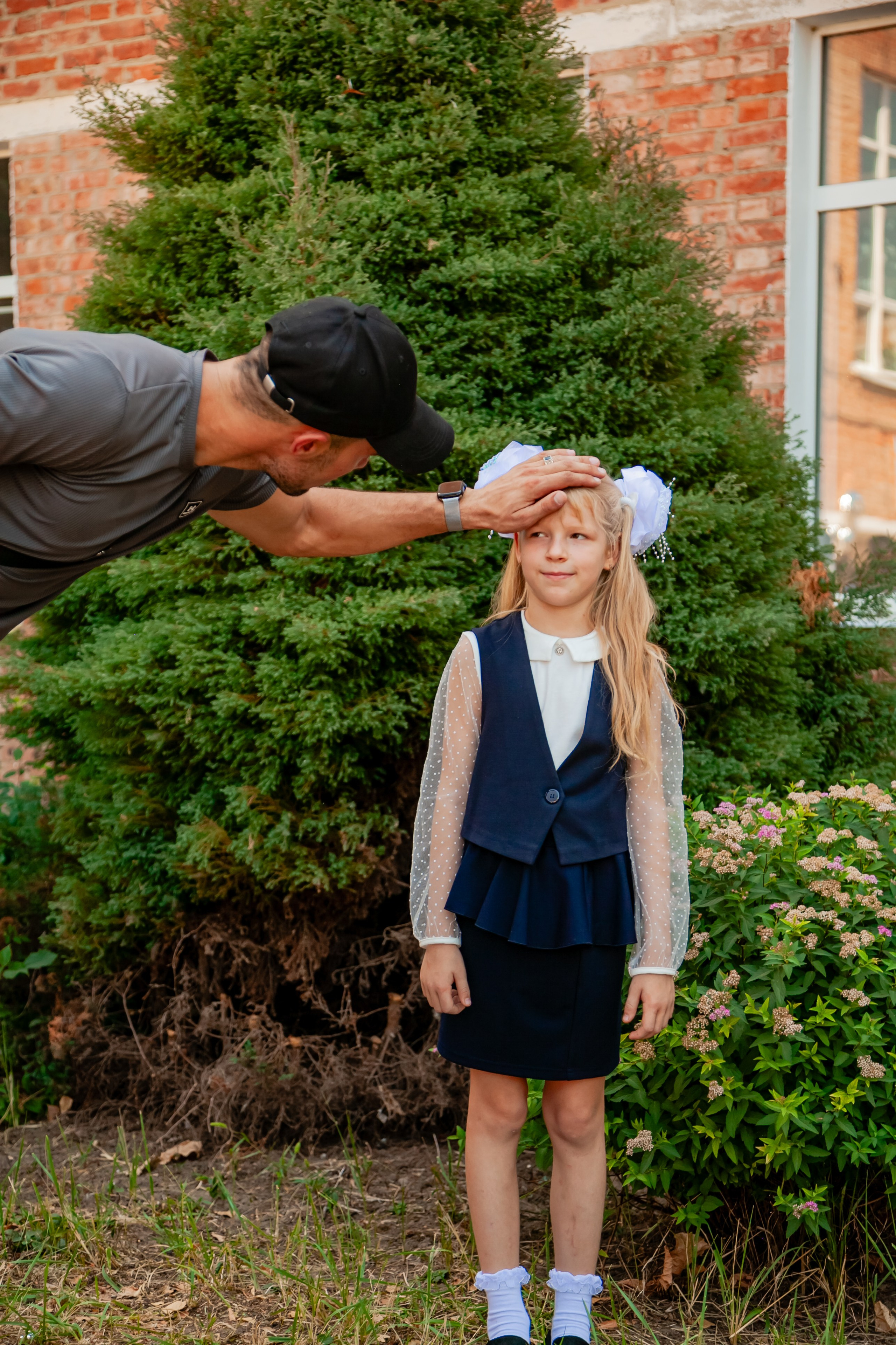 1 сентября линейка. Свадебный и семейный фотограф в Армавире